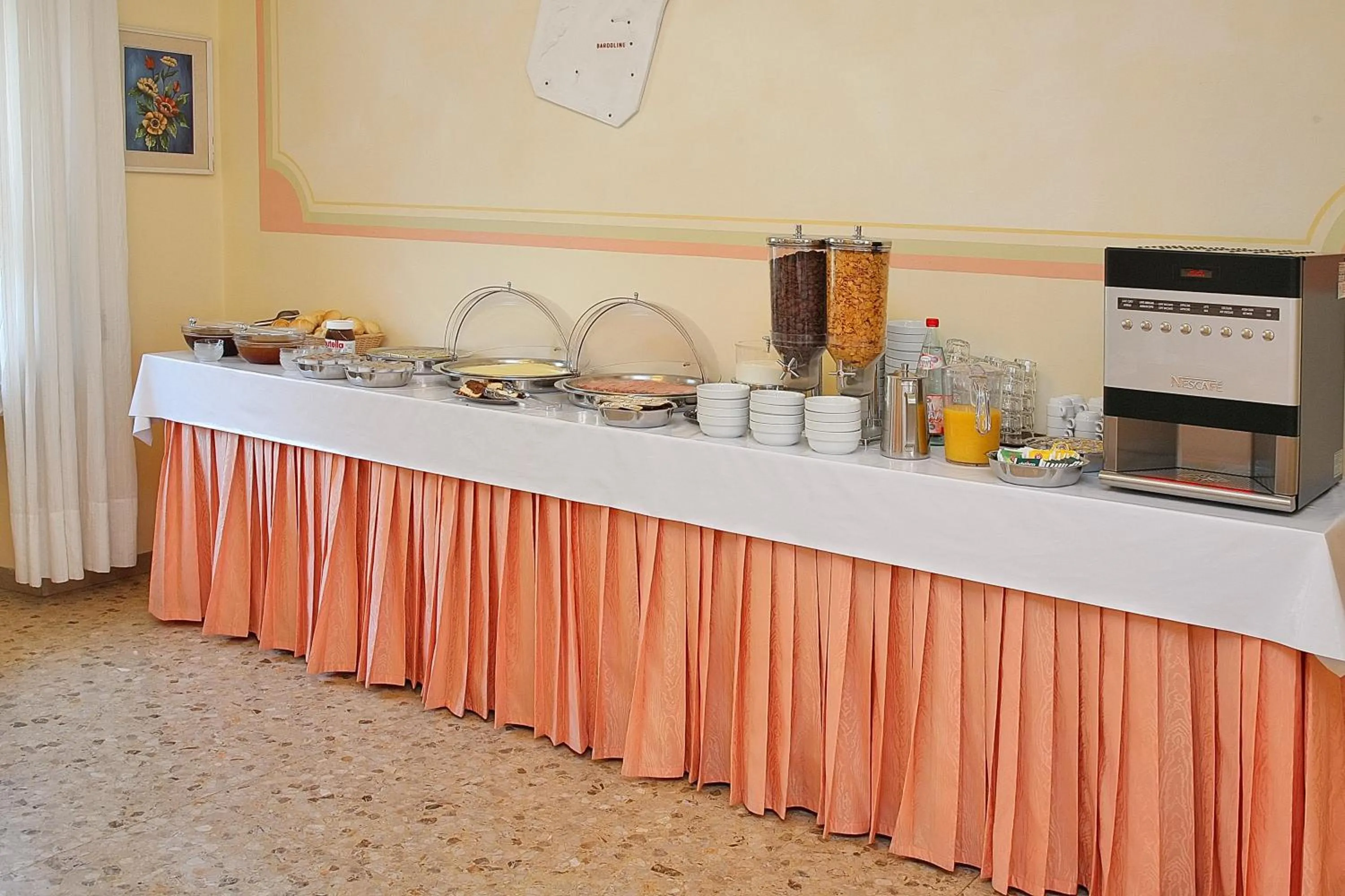 Food and drinks in Hotel Marina