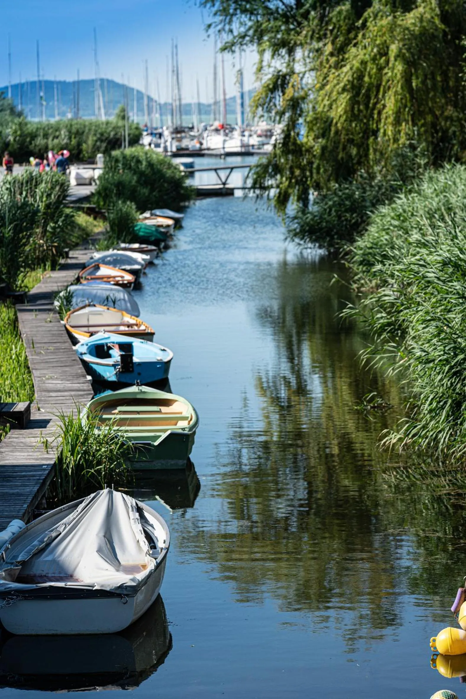Fenyves Yacht Club Superior
