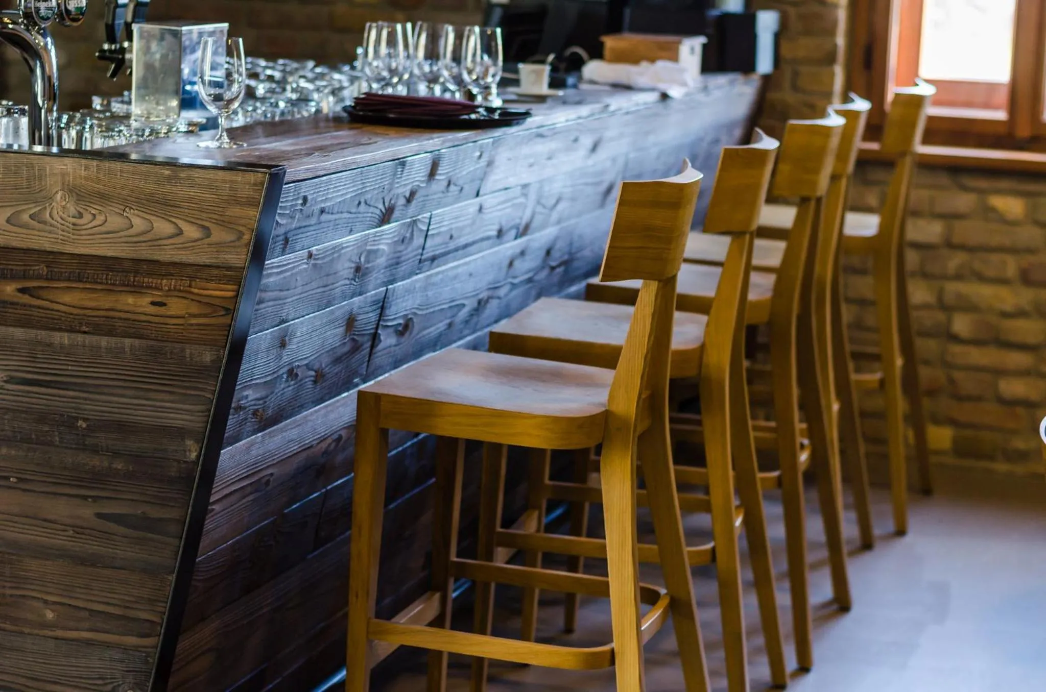 Restaurant/places to eat in Fenyves Yacht Club Superior