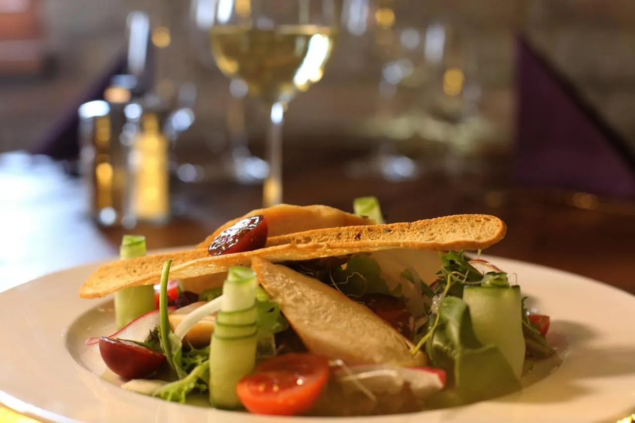 Fenyves Yacht Club Superior