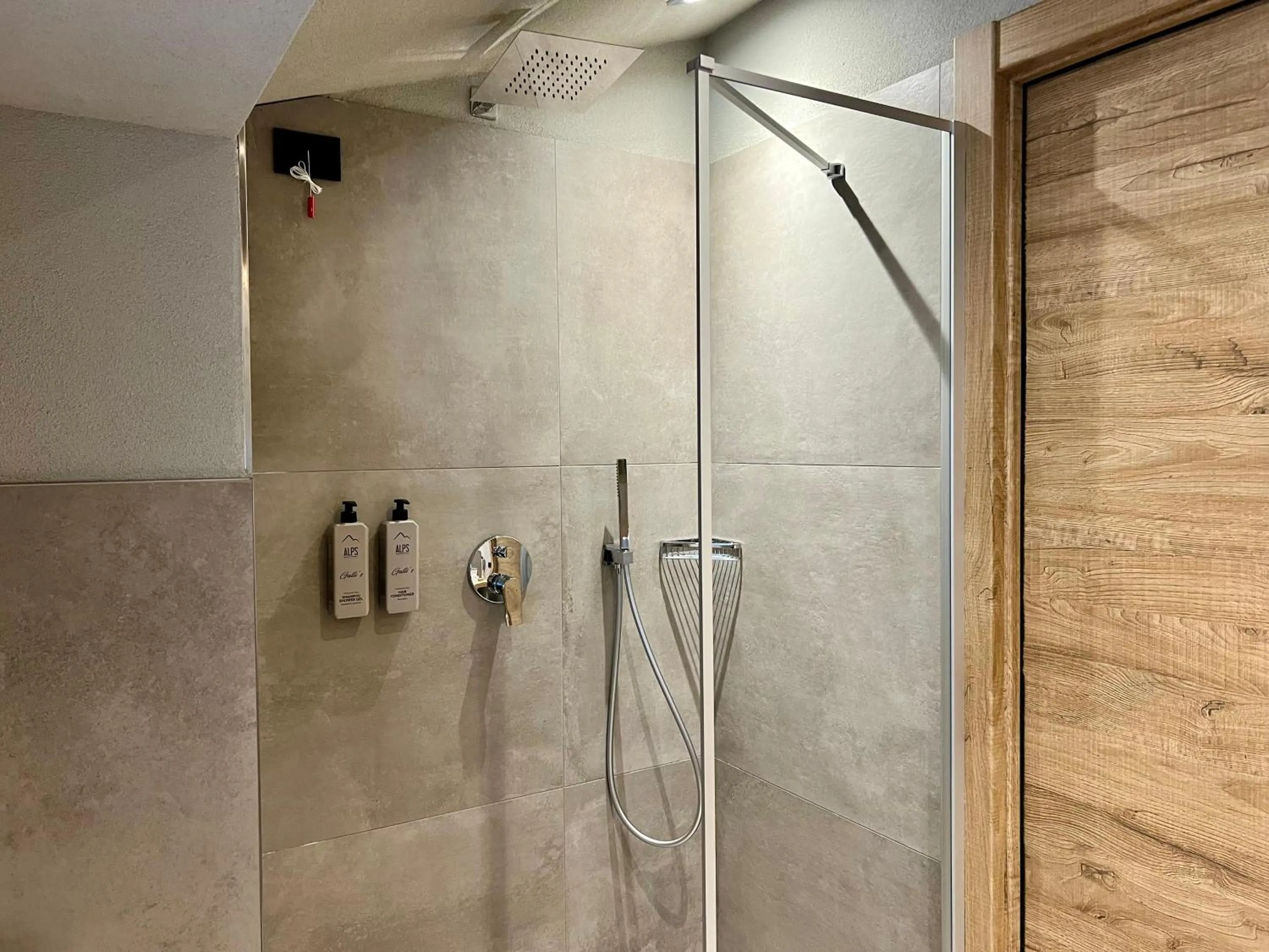 Shower in Hotel Galli's - Centro