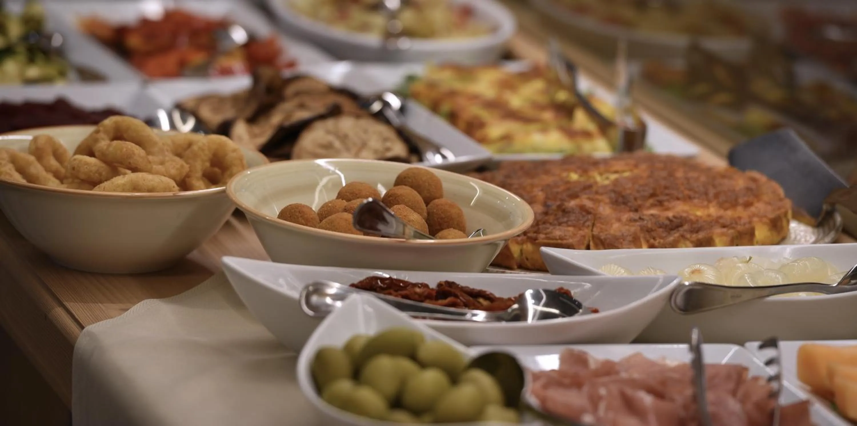 Food in Hotel Galli's - Centro