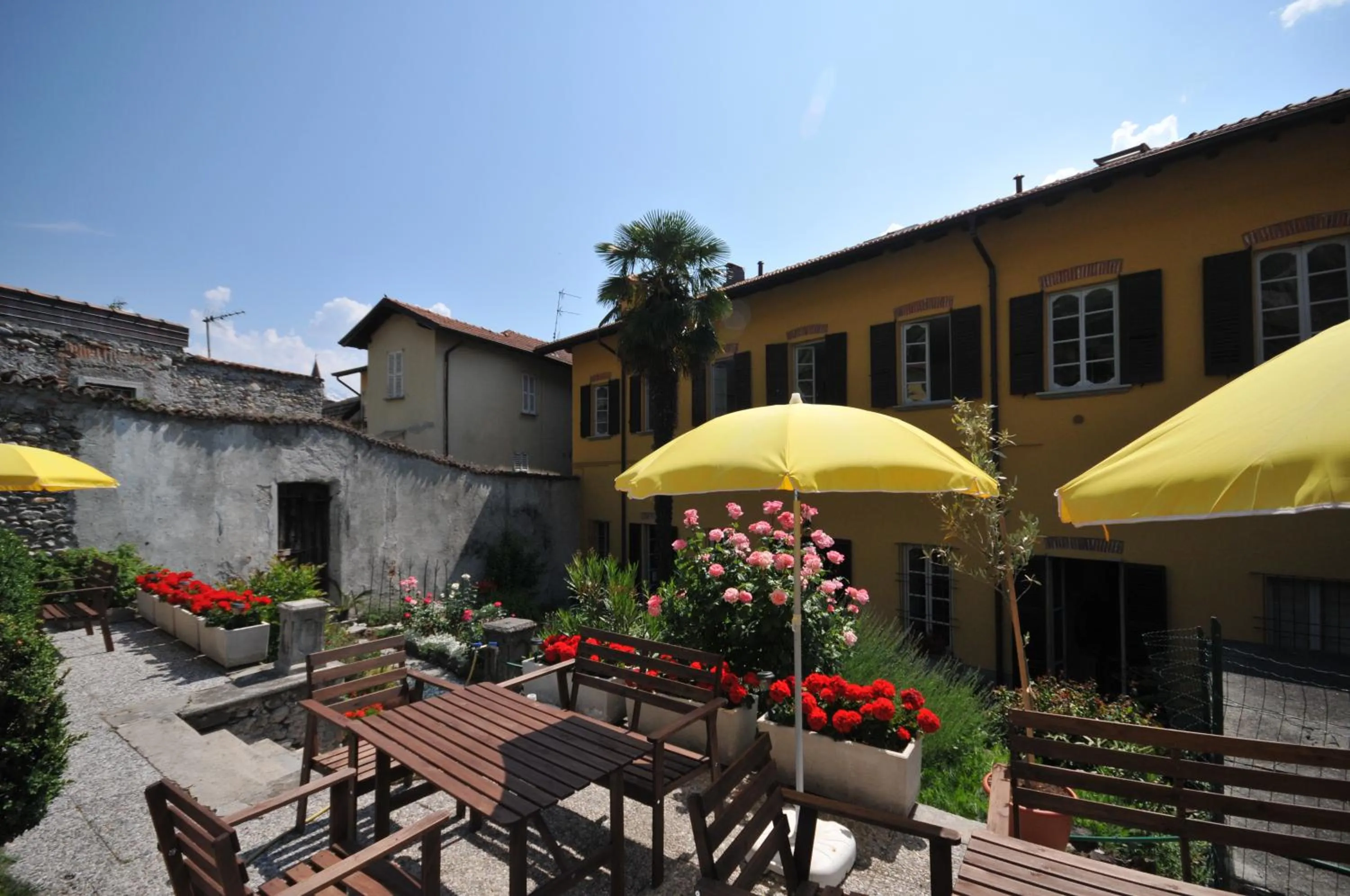 Garden in VILLA VINICIA, pool, jacuzzi, airco