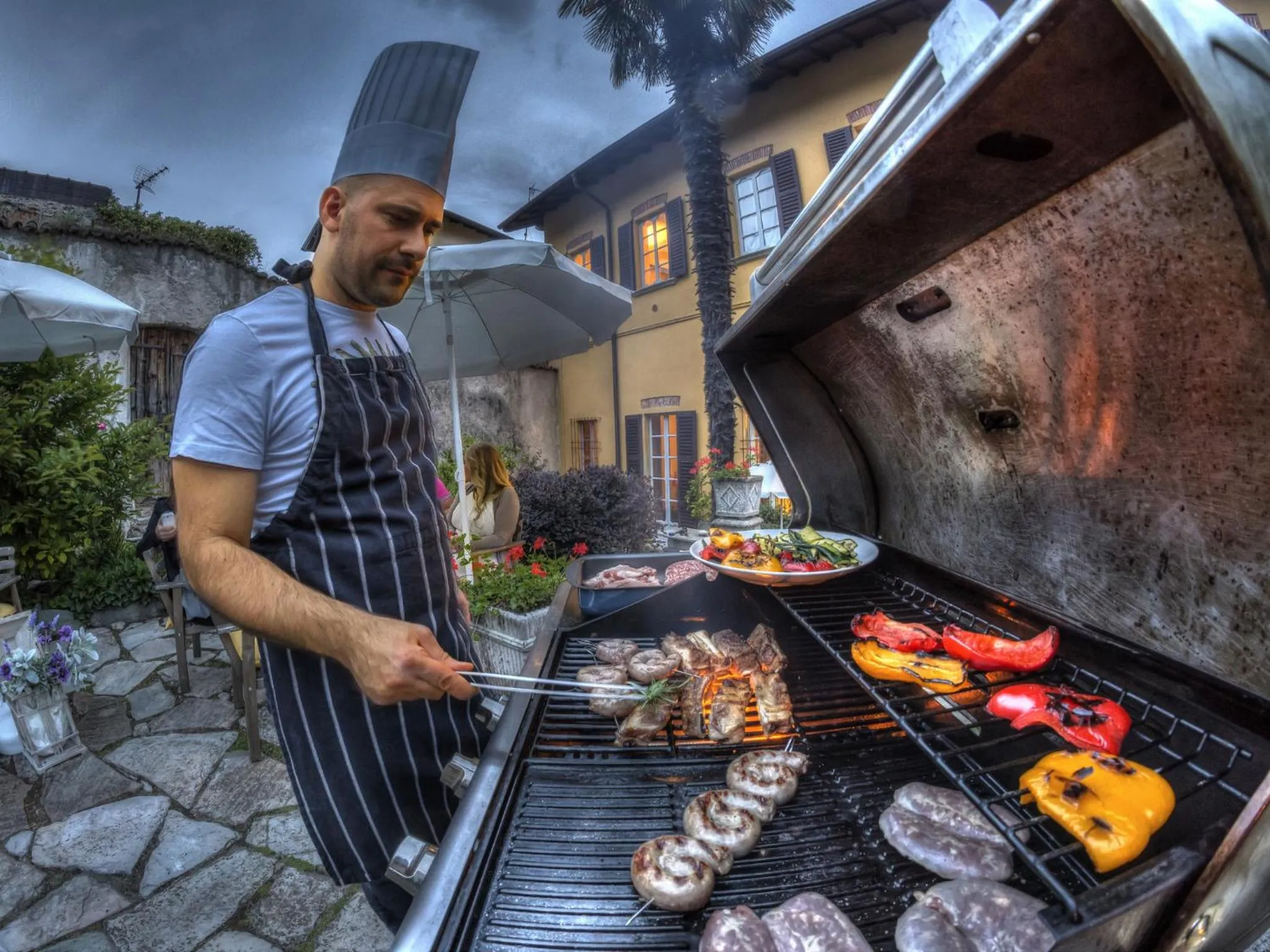 BBQ facilities in VILLA VINICIA, pool, jacuzzi, airco