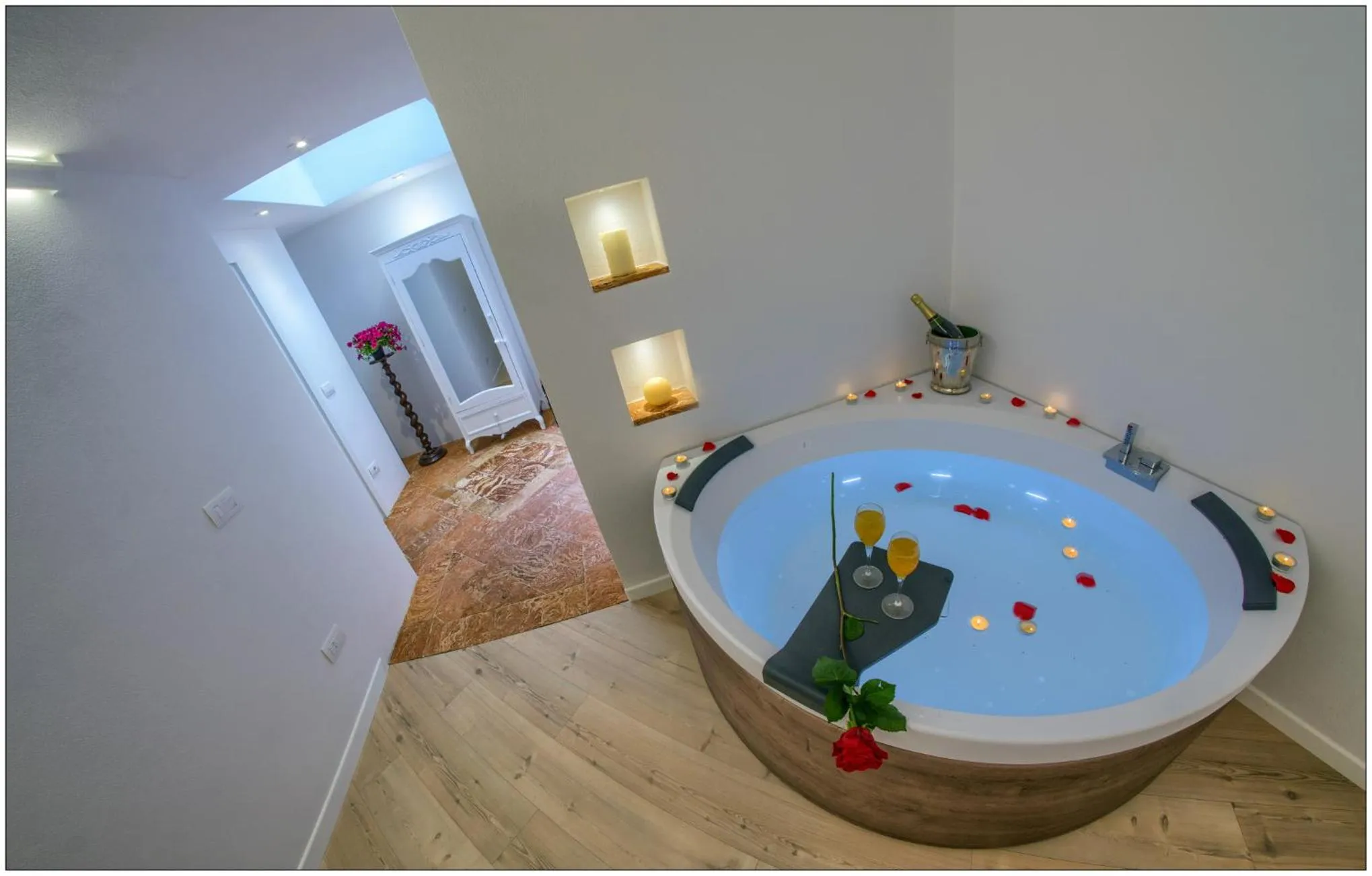 VILLA VINICIA, pool, jacuzzi, airco