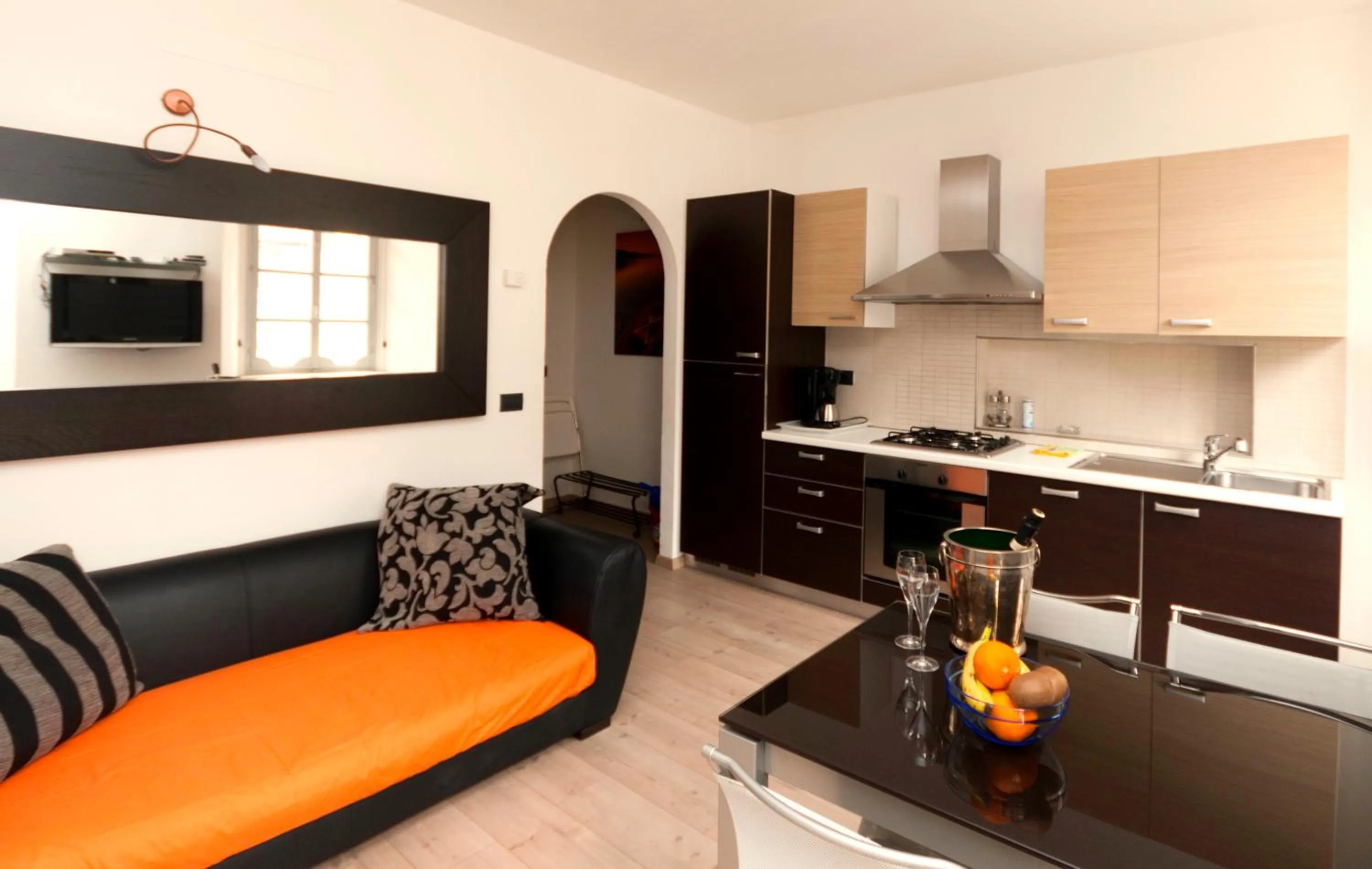 Living room in VILLA VINICIA, pool, jacuzzi, airco