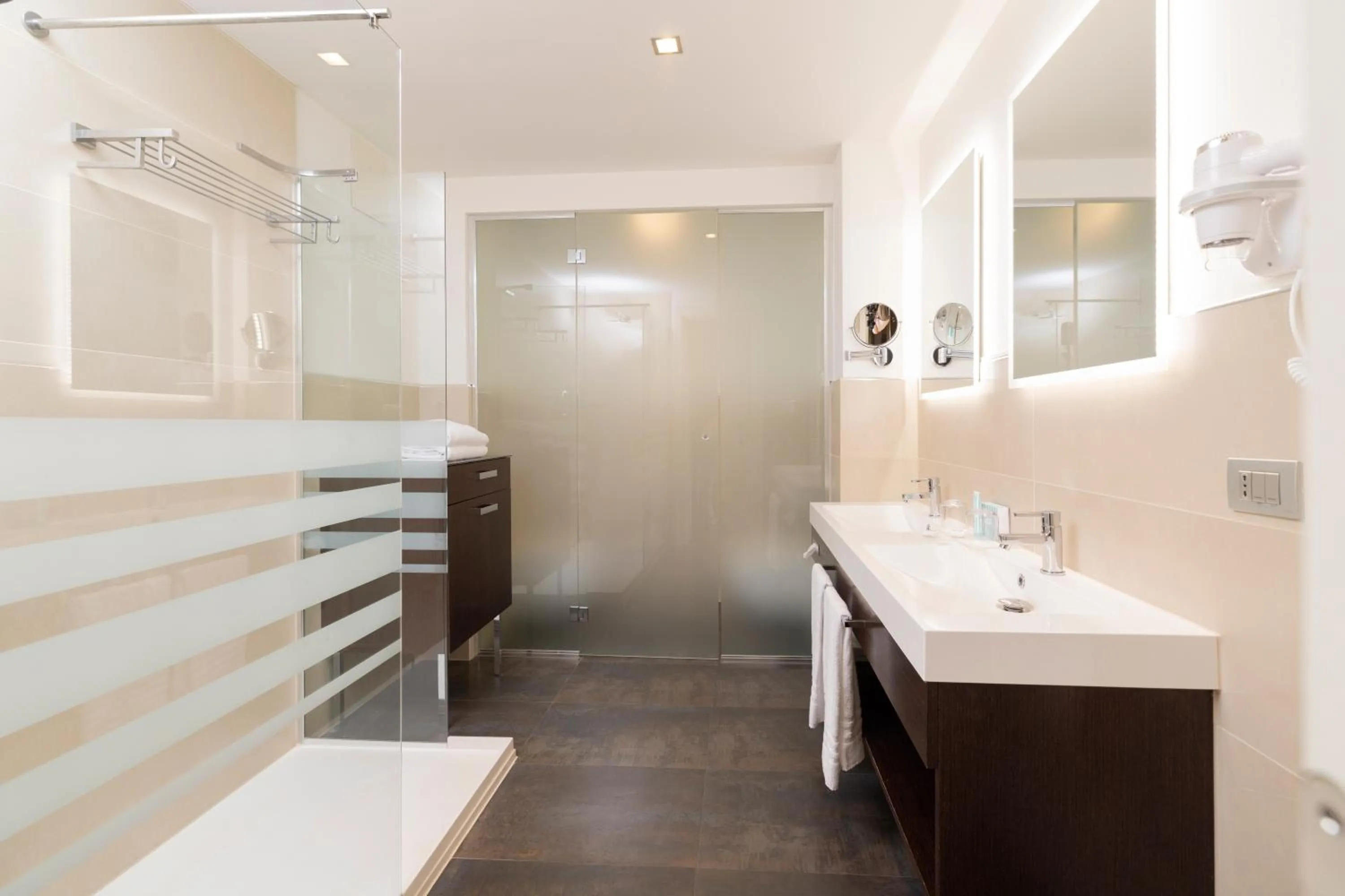 Shower in Laguna Palace Hotel Grado