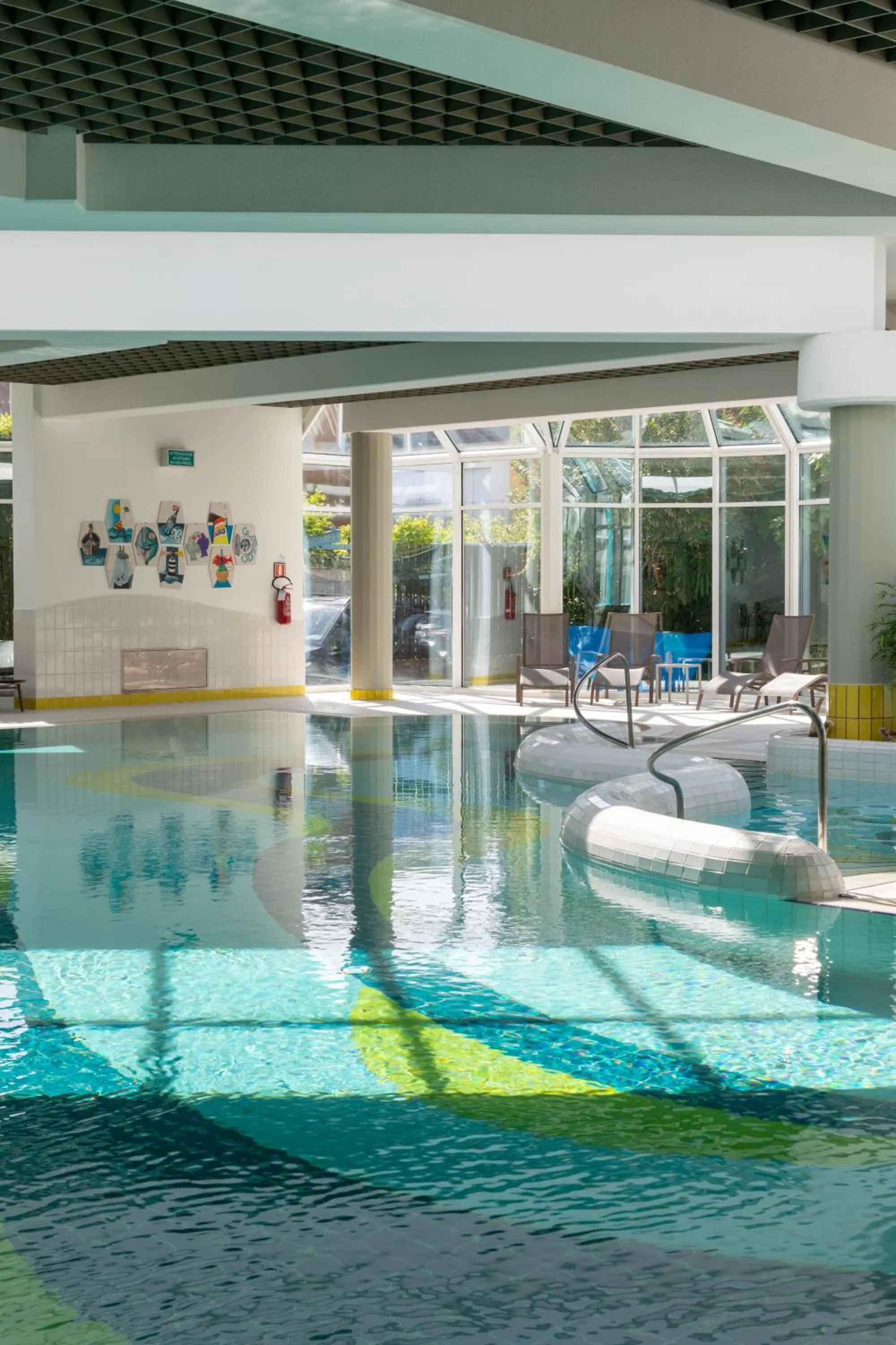 Swimming pool in Hotel Savoy