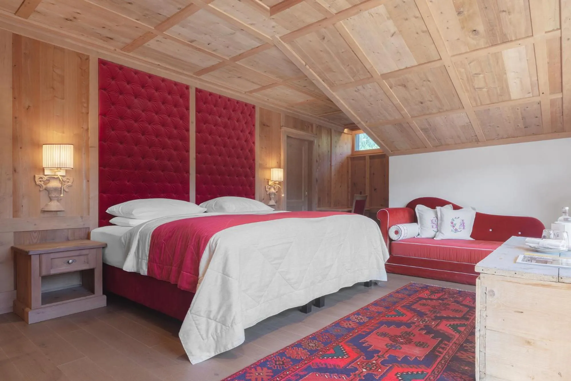 Bed in Hotel La Perla: The Leading Hotels of the World