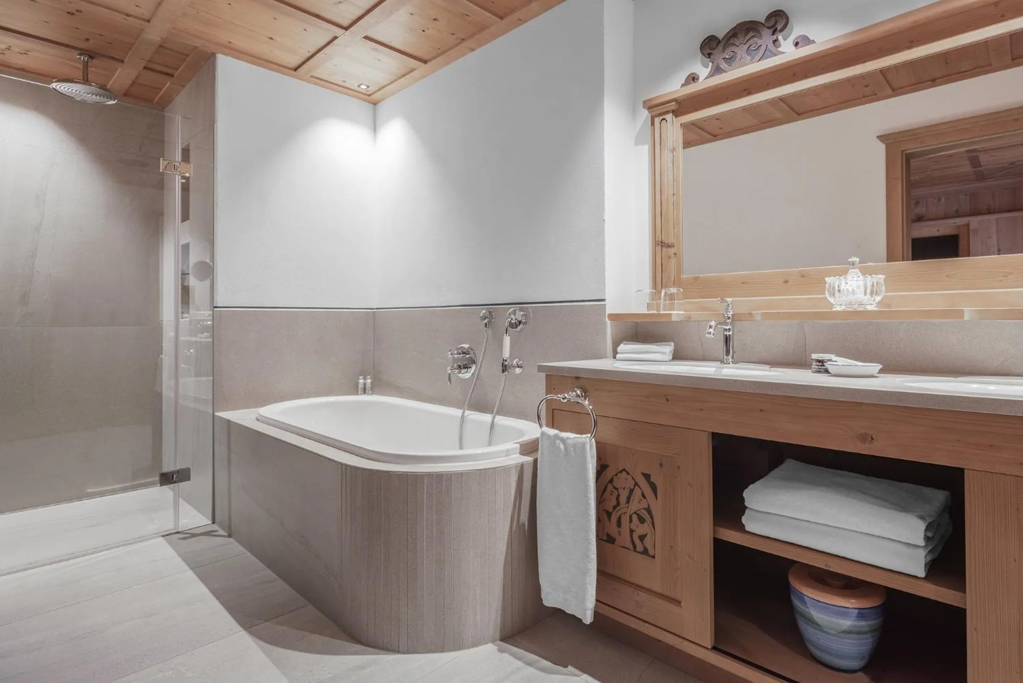 Hotel La Perla: The Leading Hotels of the World