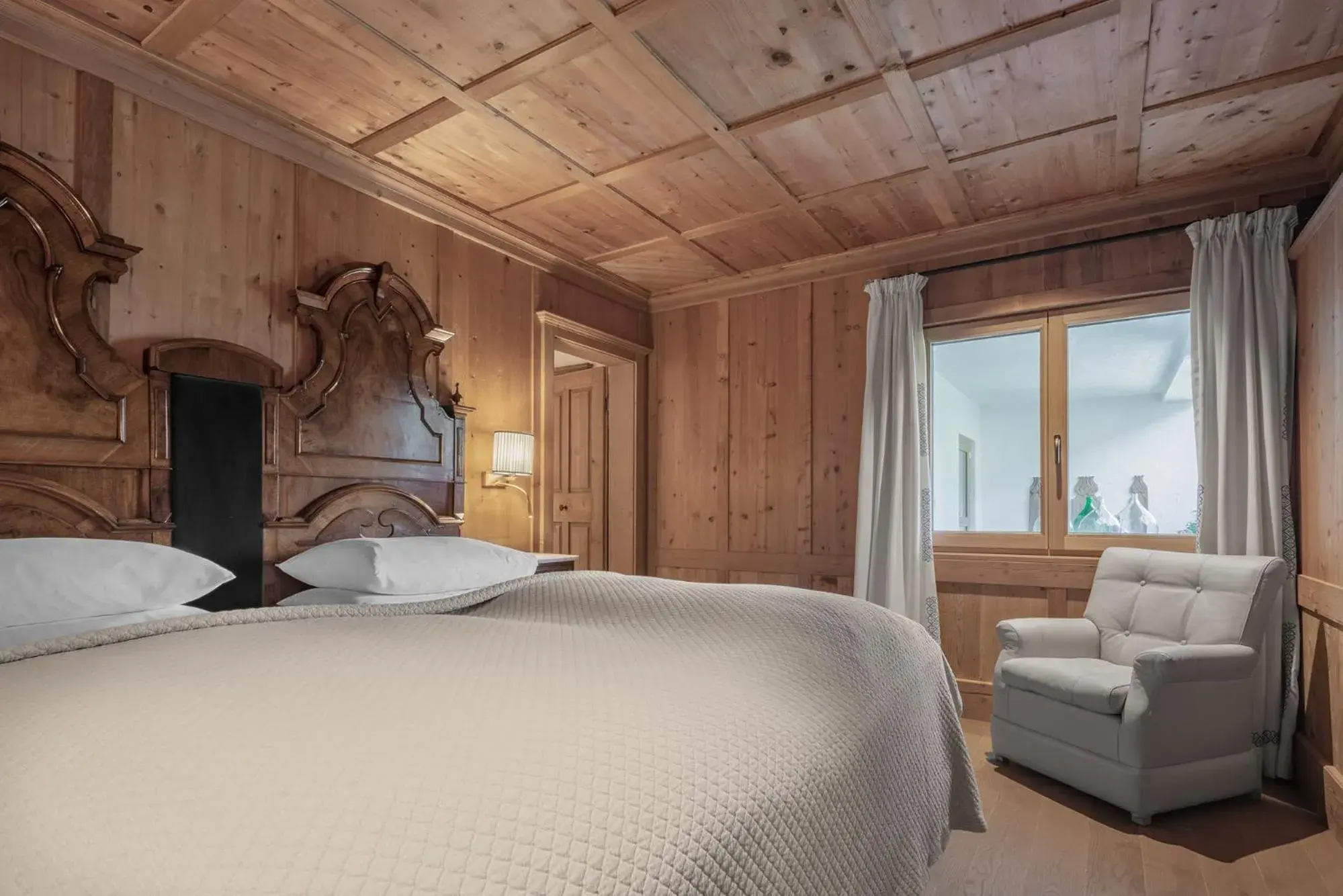 Junior Suite with Mountain View - single occupancy in Hotel La Perla: The Leading Hotels of the World Junior Suite with Mountain View - single occupancy in Hotel La Perla: The Leading Hotels of the World