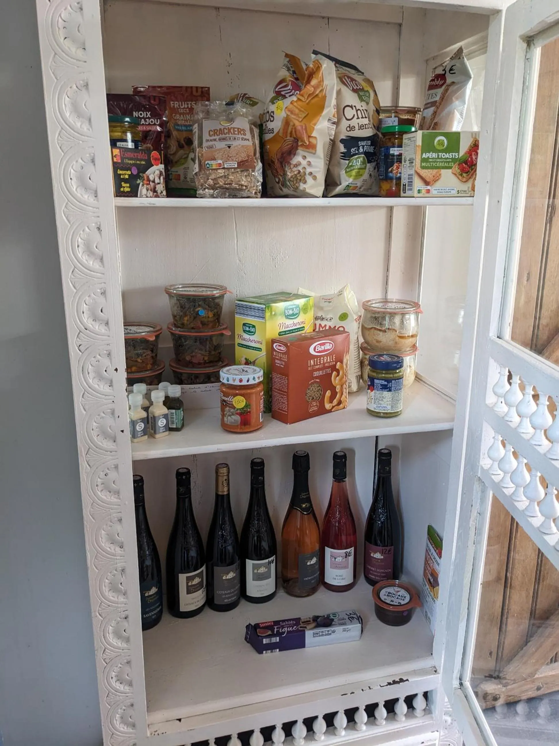 Food and drinks in Loge & Broc