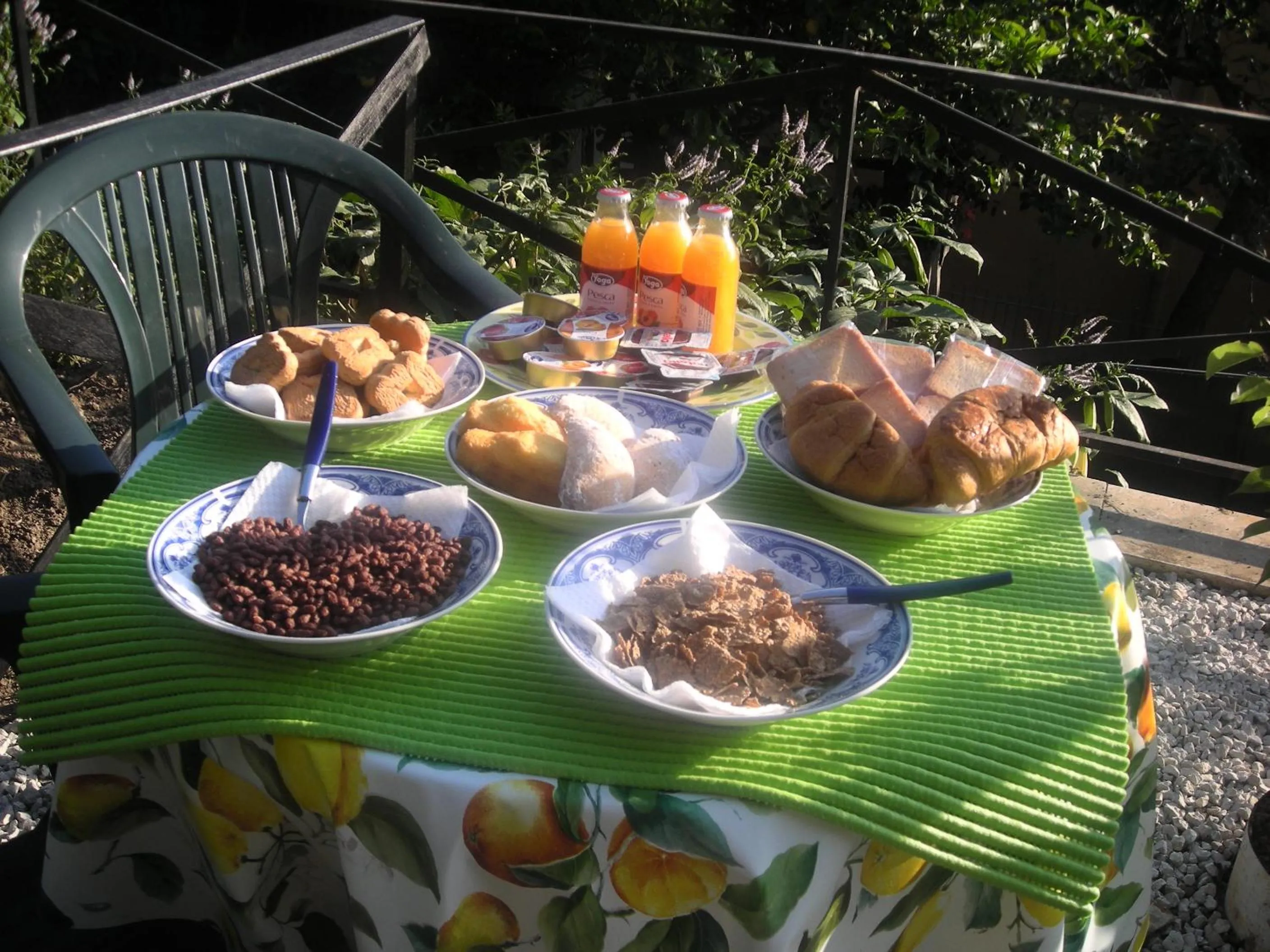 Italian breakfast in B&B L'Arcobaleno