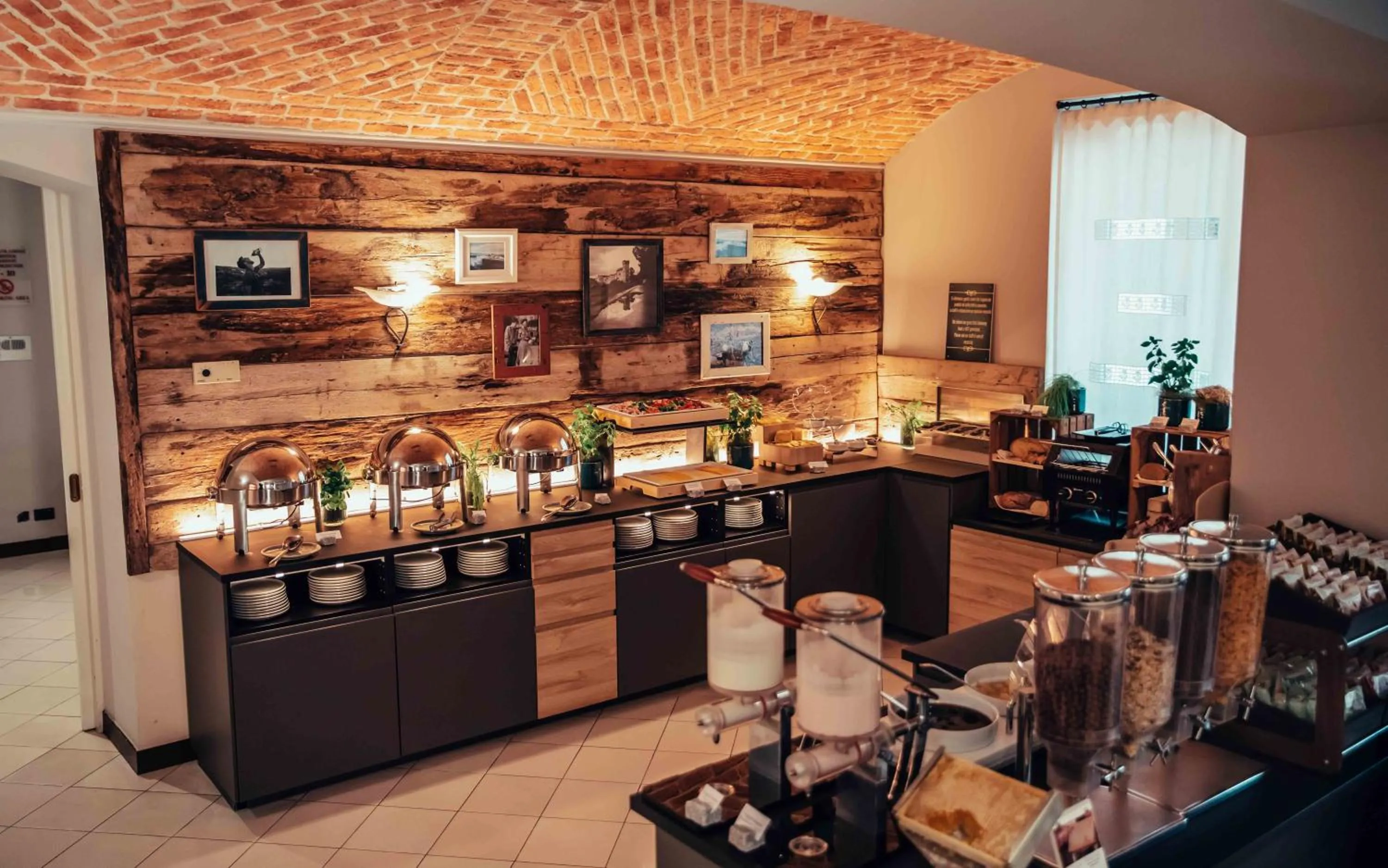 Breakfast in Hotel Benaco