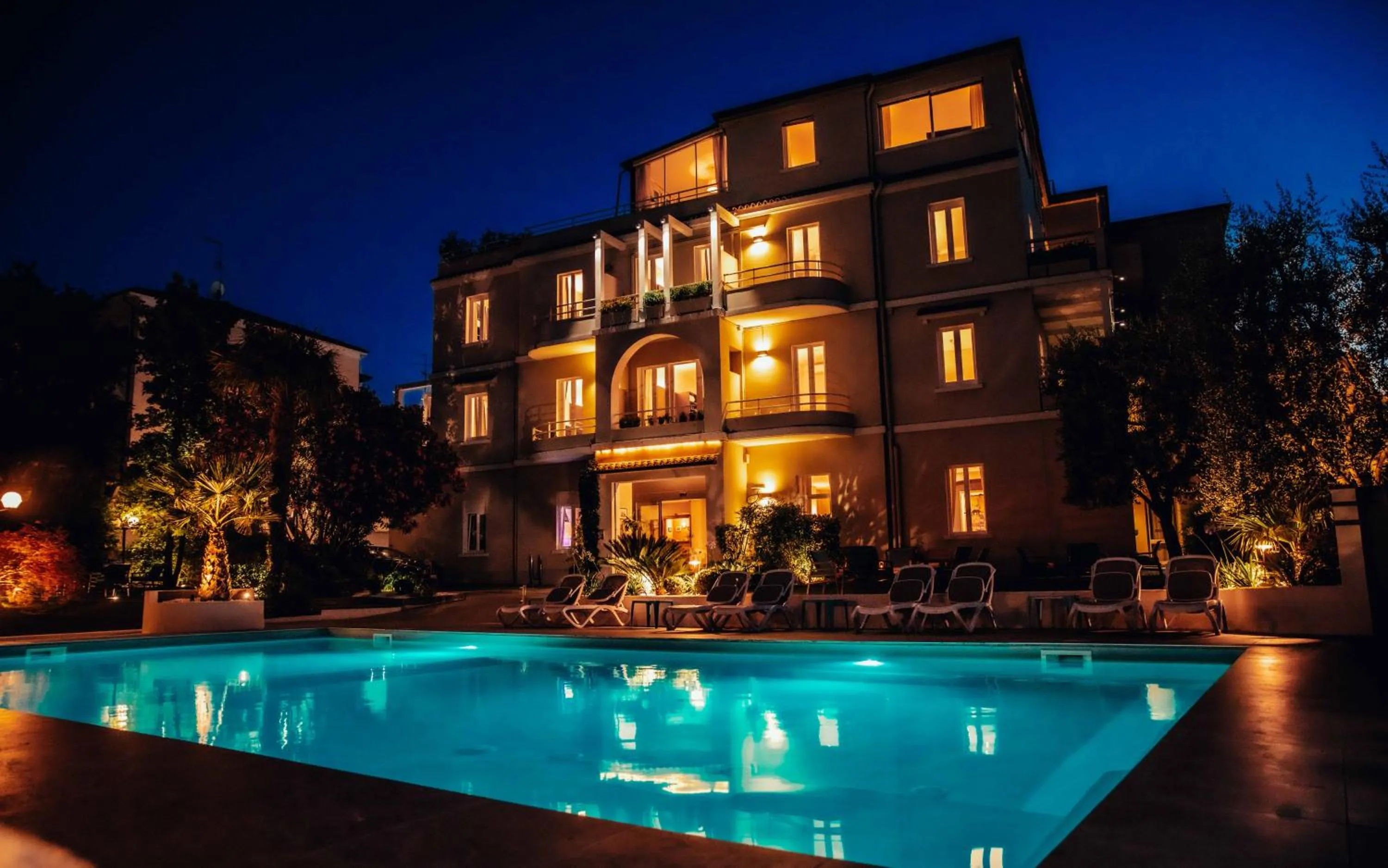 Property building in Hotel Benaco