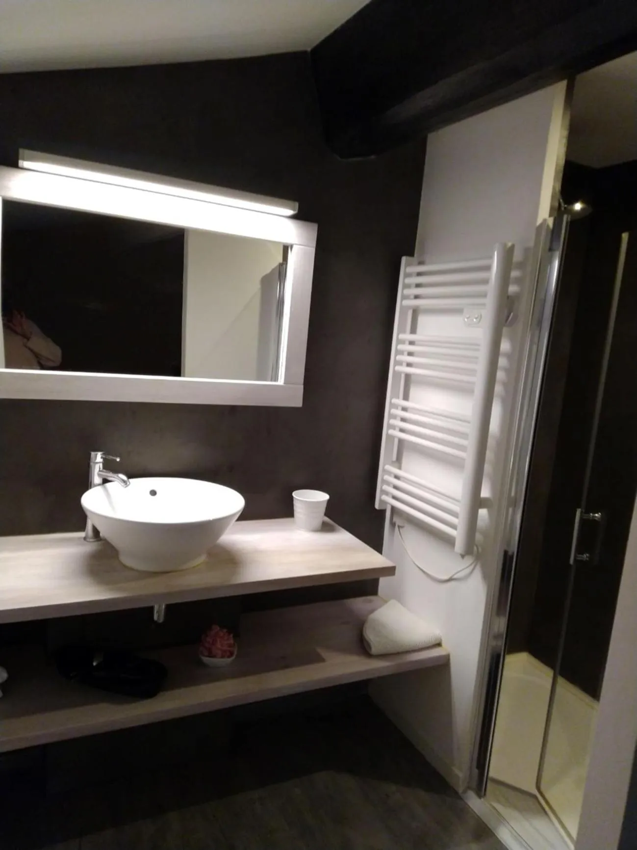 Bathroom in Le Clos du Théron, chambre d'hôte