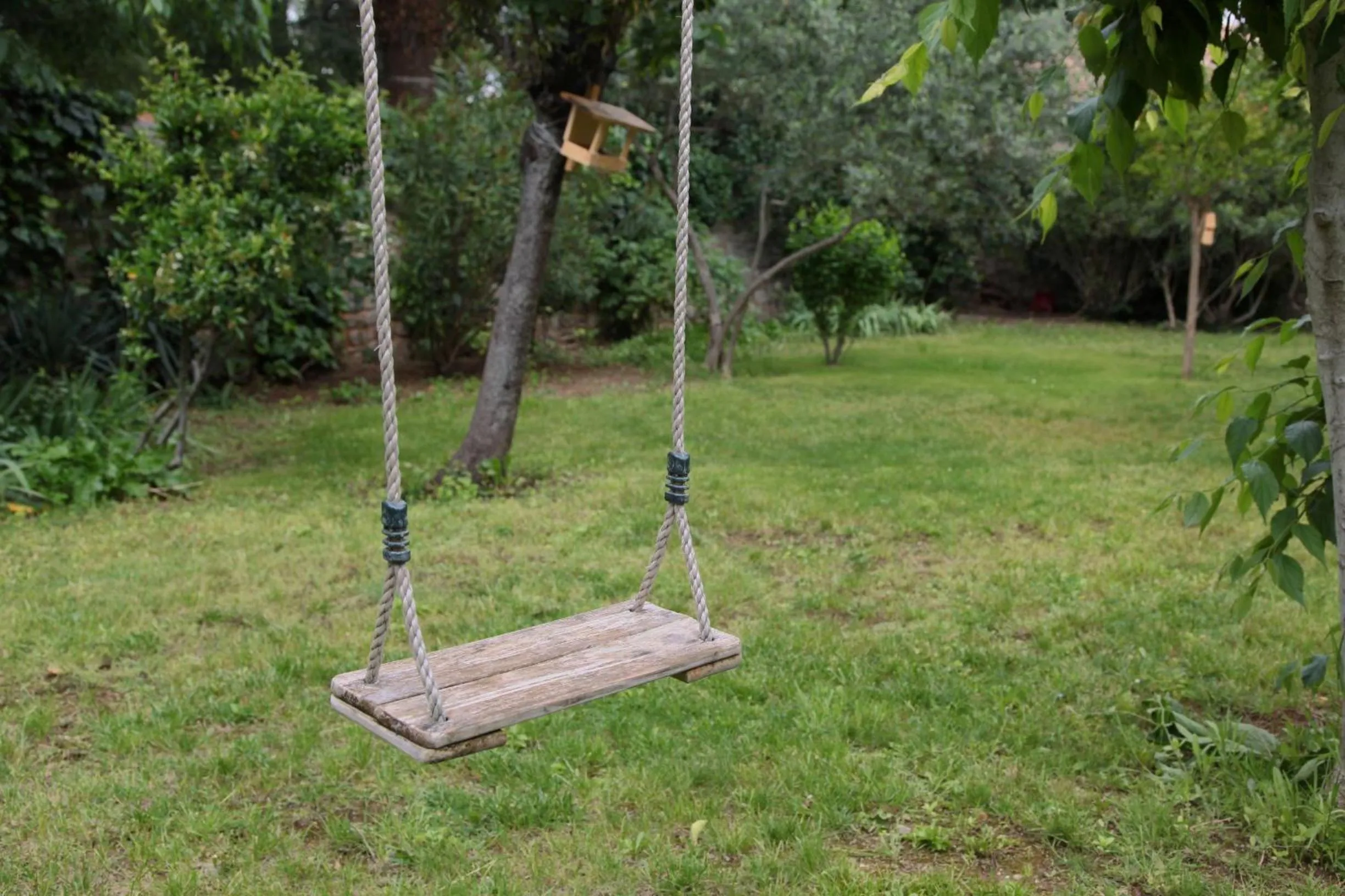 Property building in Le Clos du Théron, chambre d'hôte