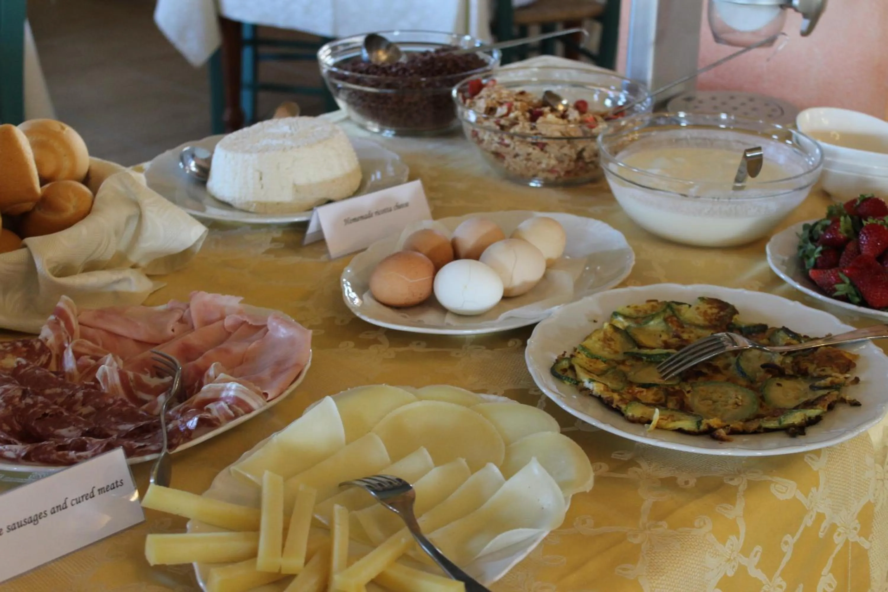 Buffet breakfast in Maria Caderina Green Village