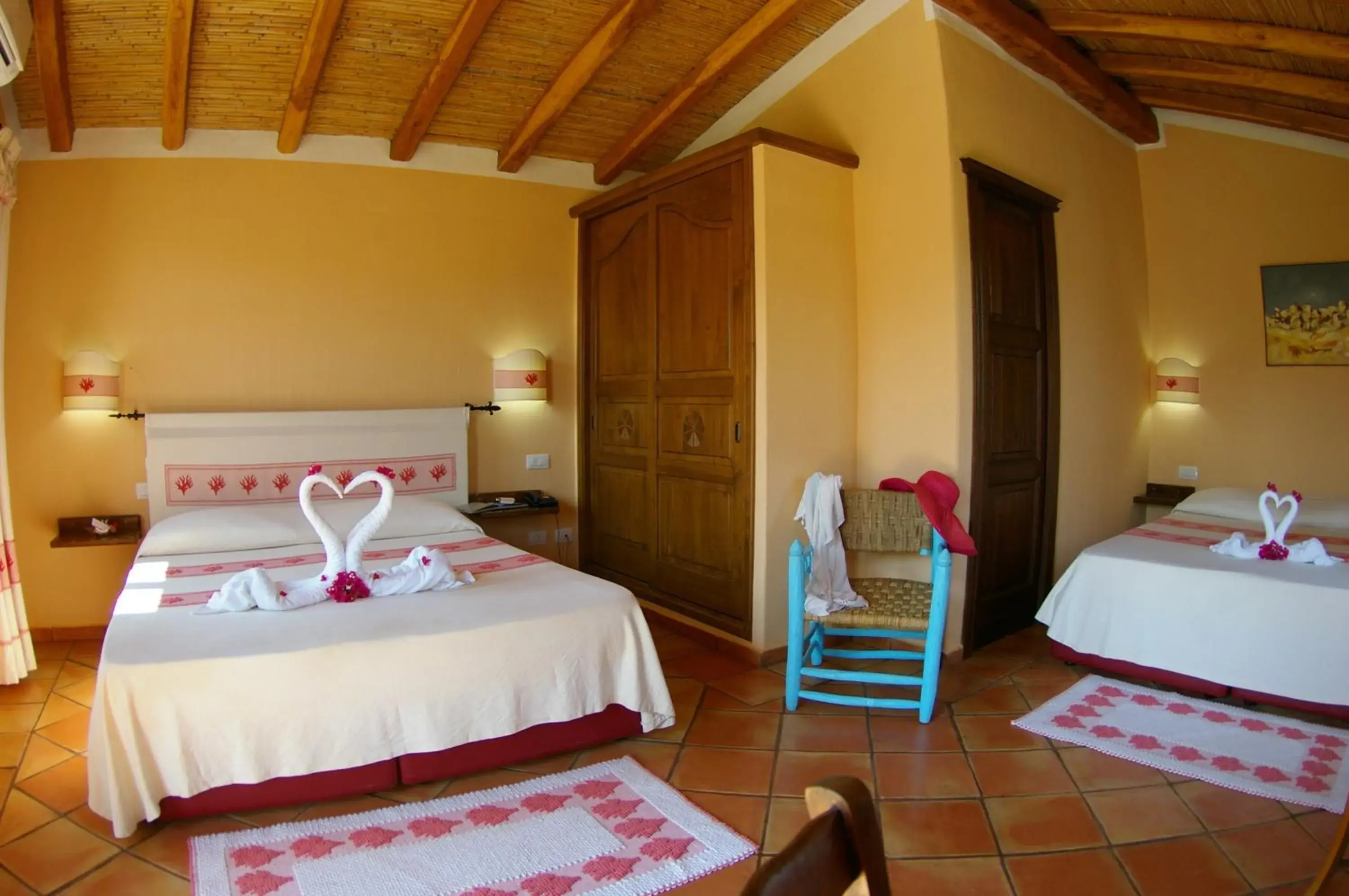 Triple Room with Pool View in Santa Maria Resort Triple Room with Pool View in Santa Maria Resort