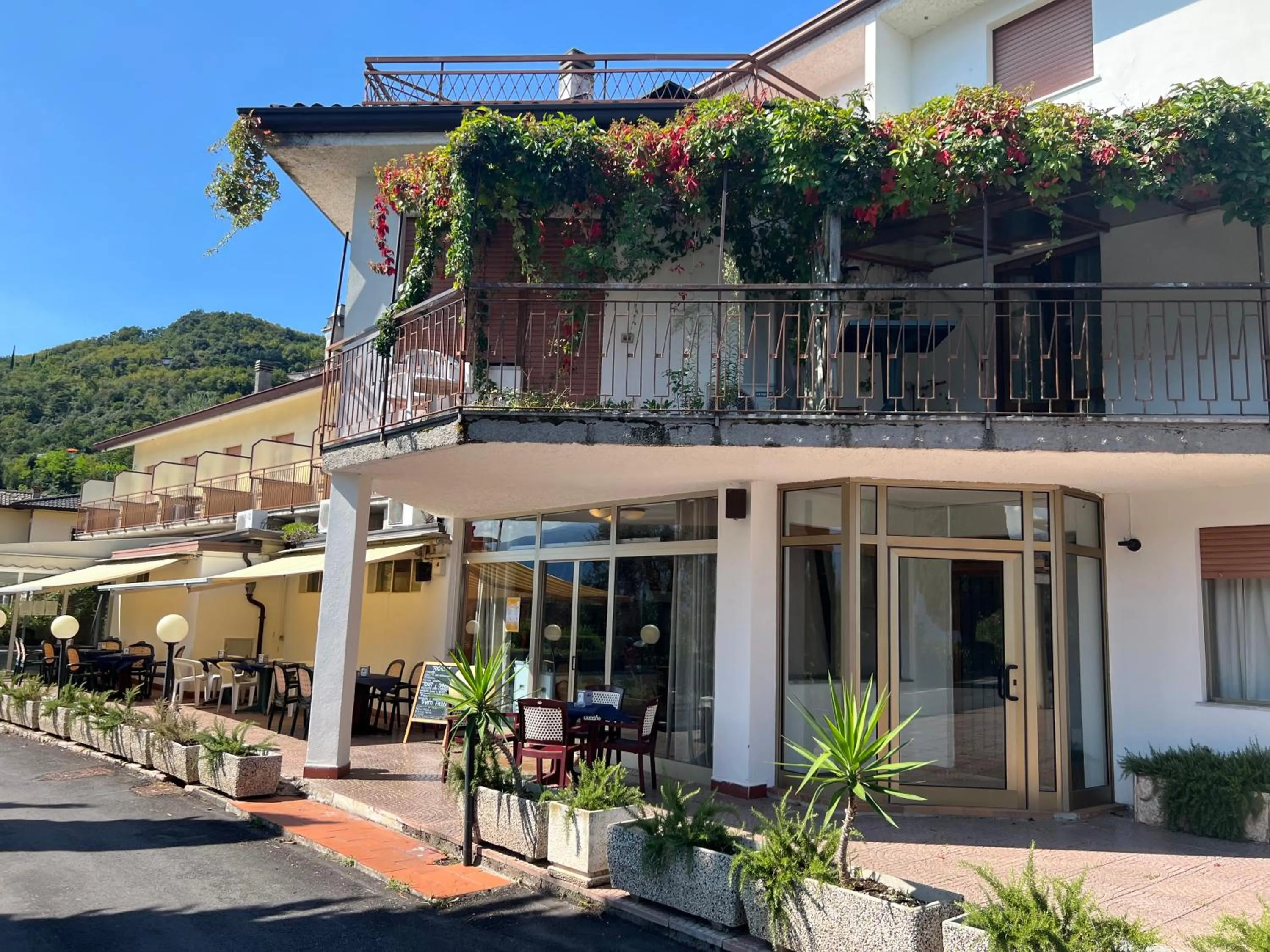 Restaurant/places to eat in Village Bazzanega - Montagnoli Group