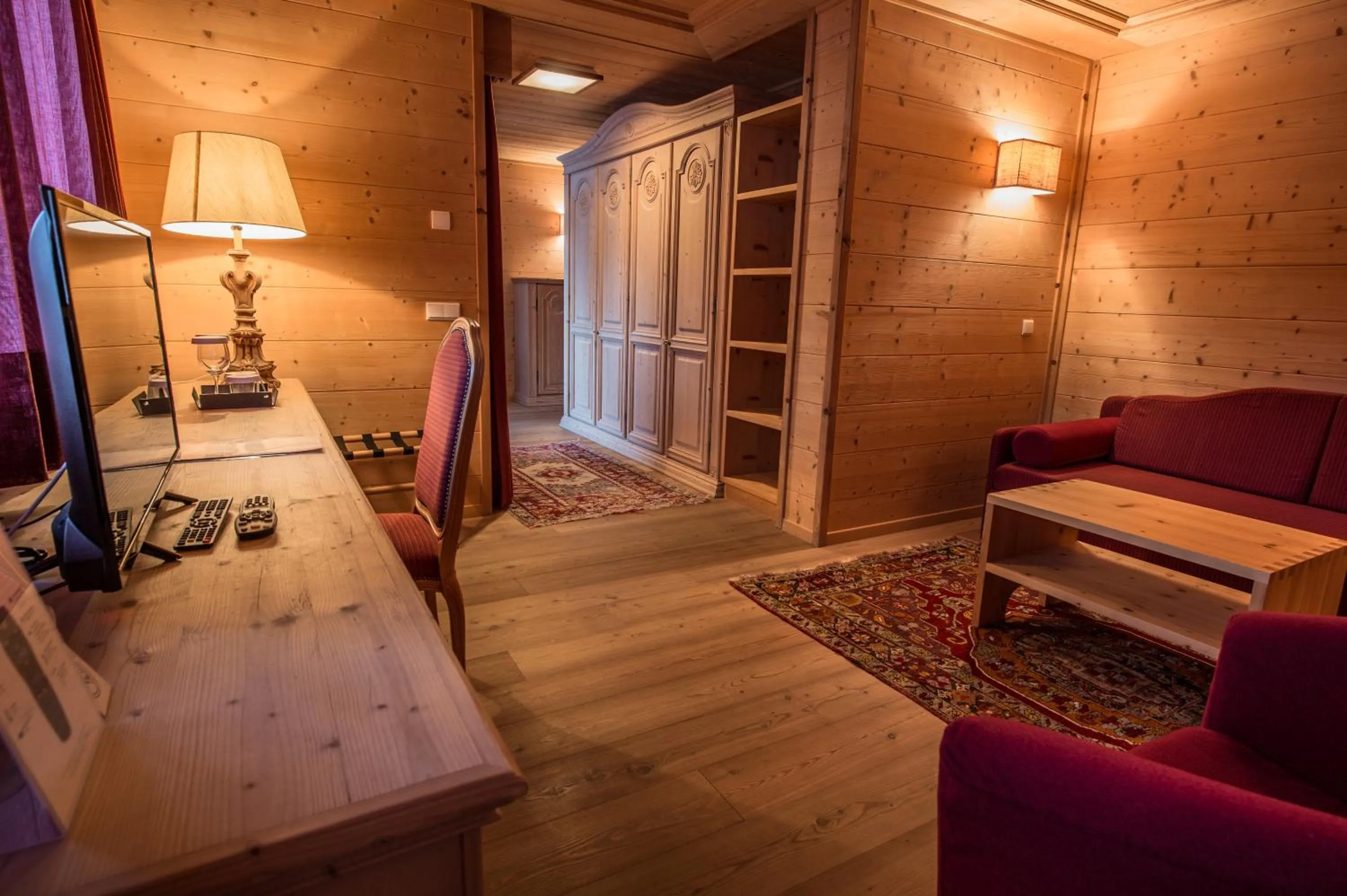 TV and multimedia in Hotel Ciasa Salares