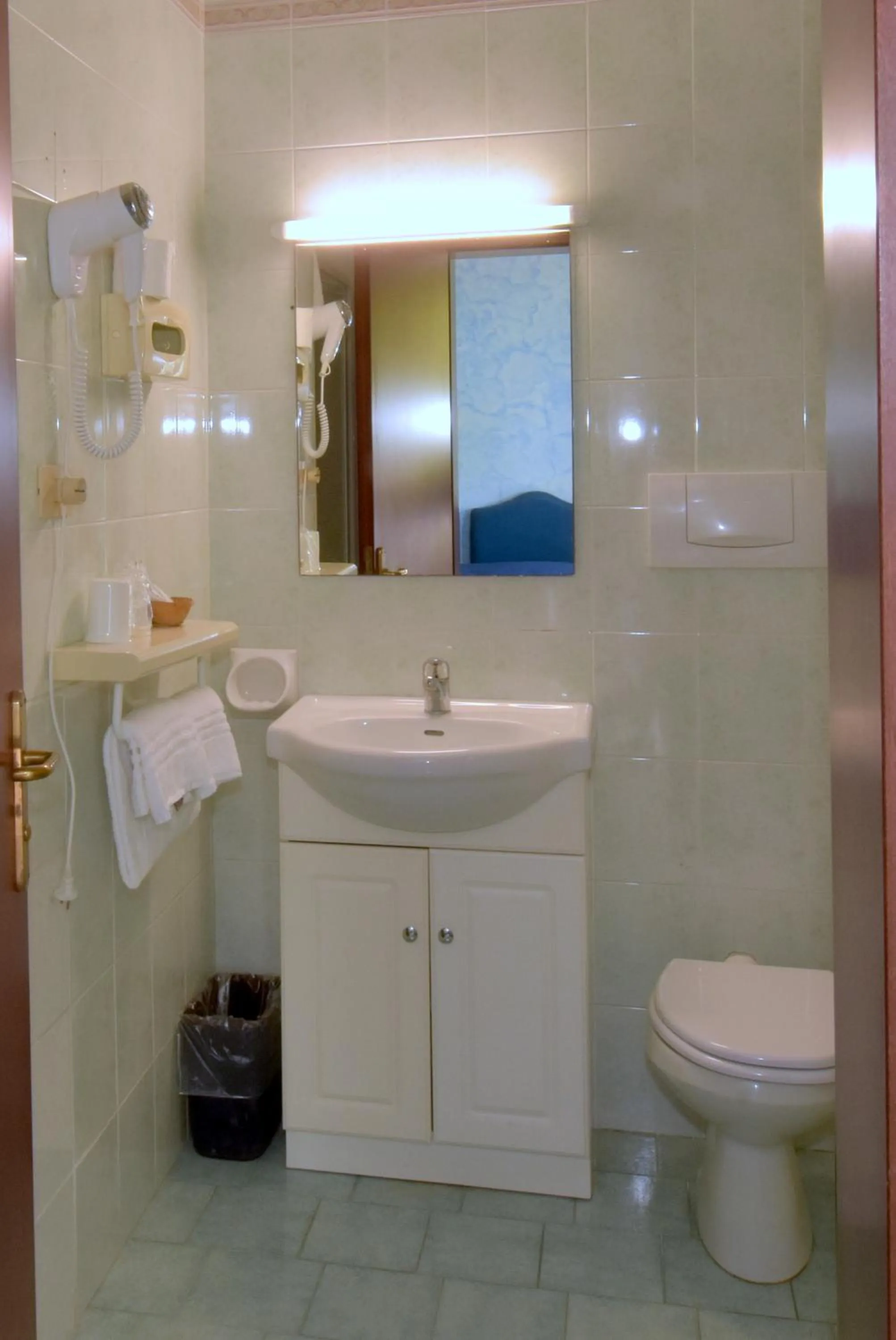 Bathroom in Hotel L'Approdo