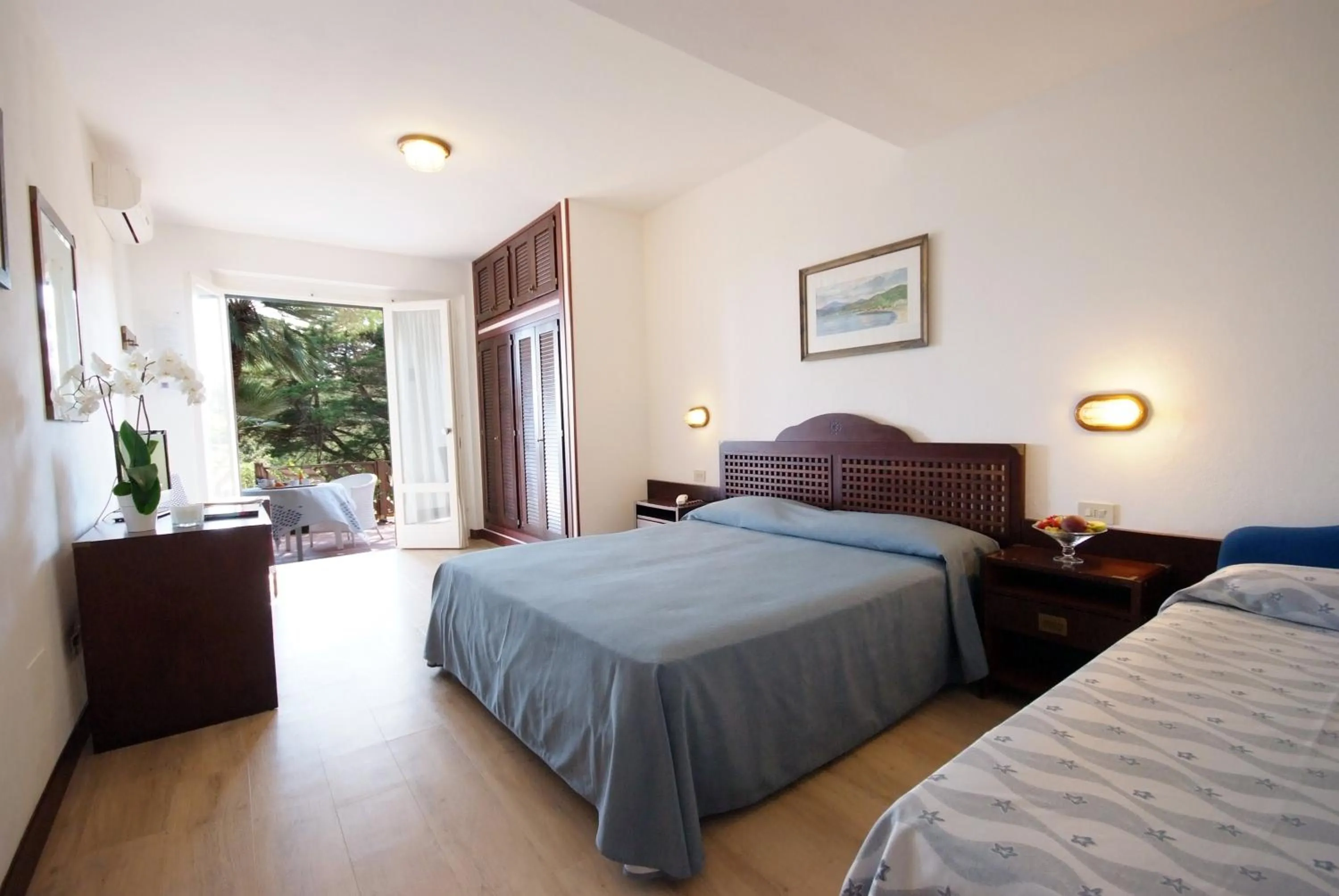 Bed in Hotel Antares