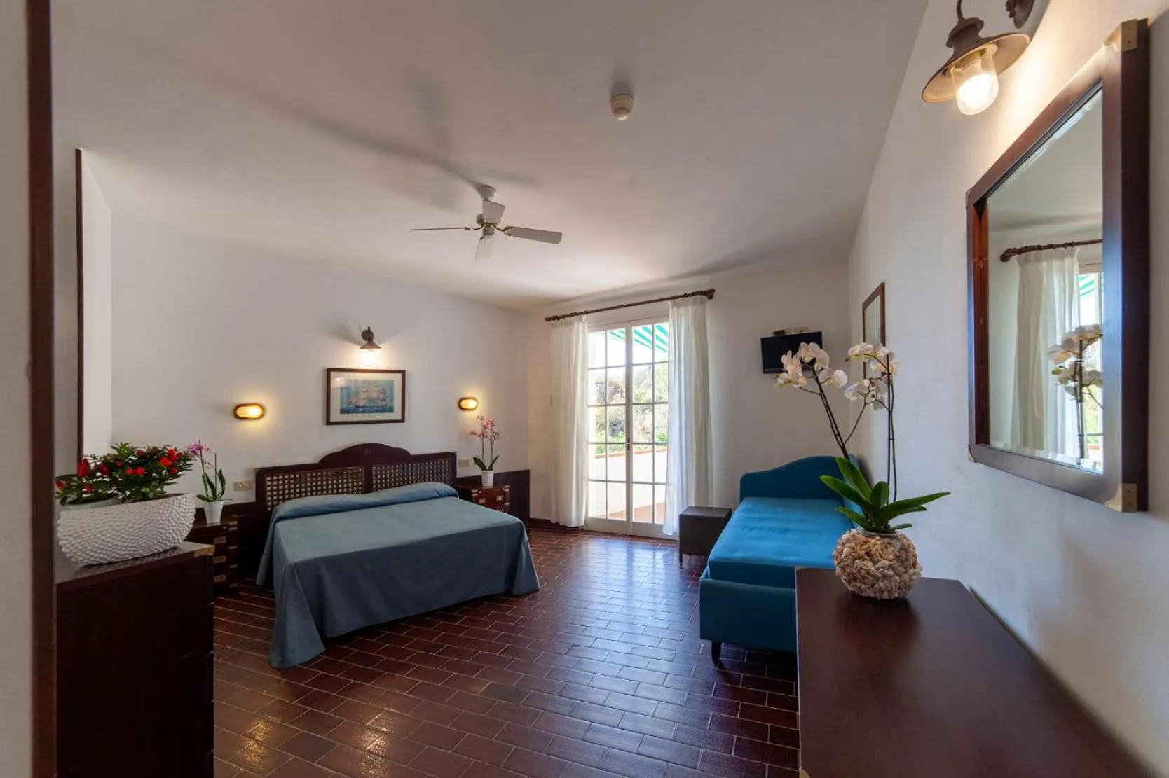 Bed in Hotel Antares