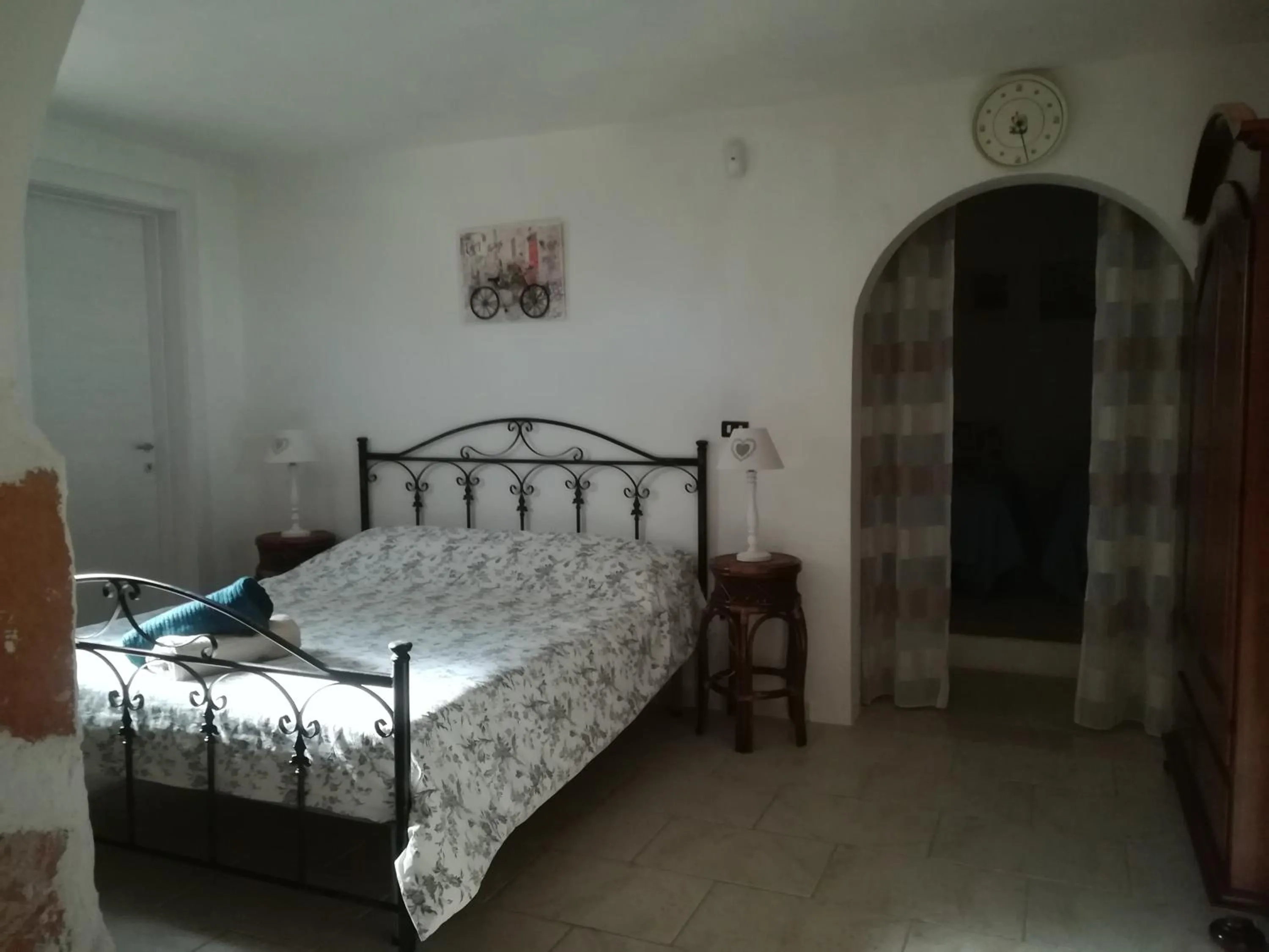 Photo of the whole room, Bed in Trullo Alessandro e Villa Raffaela