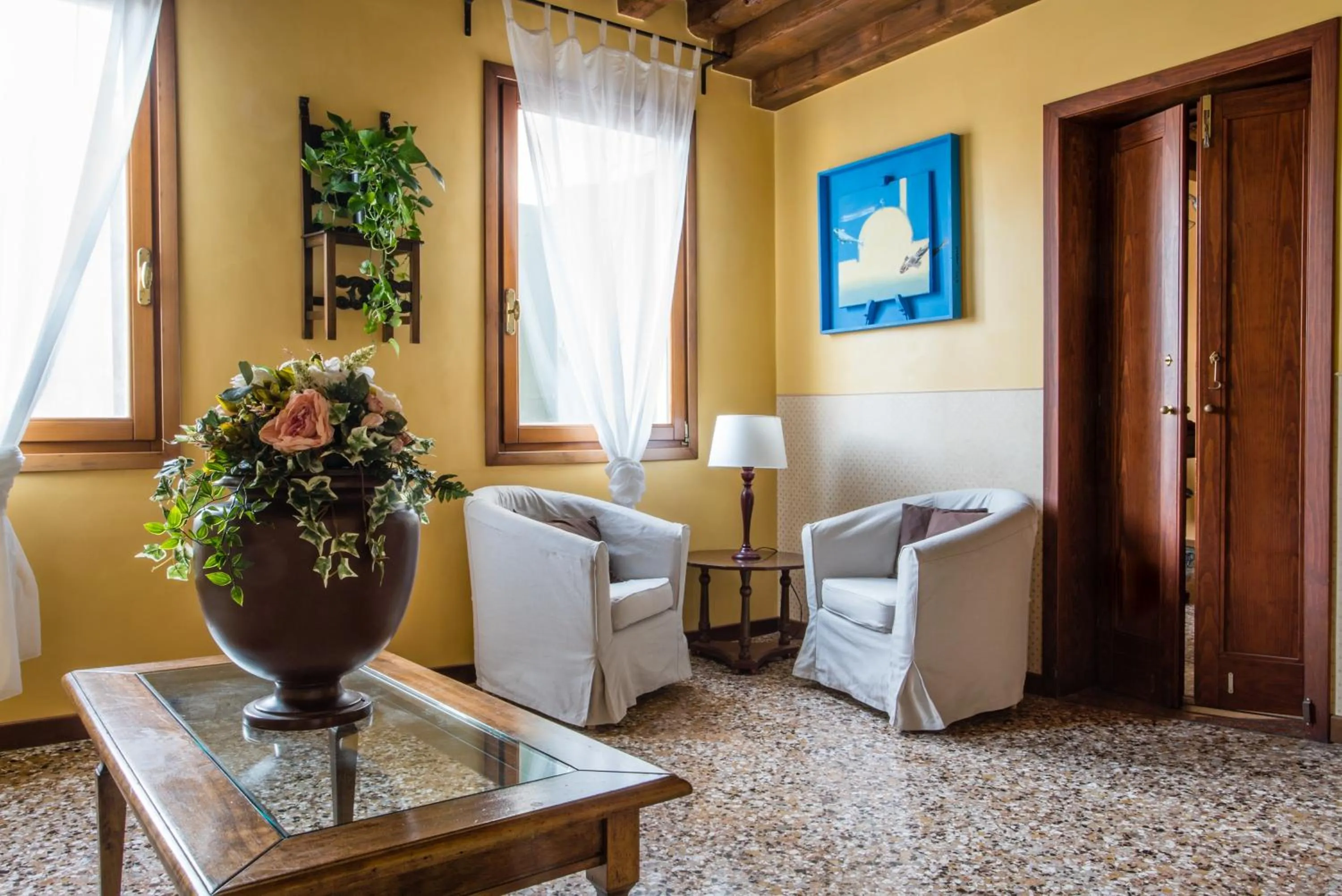 Bedroom in Locanda Ai Santi Apostoli Sul Canal Grande - Ferretti Hotels Collection