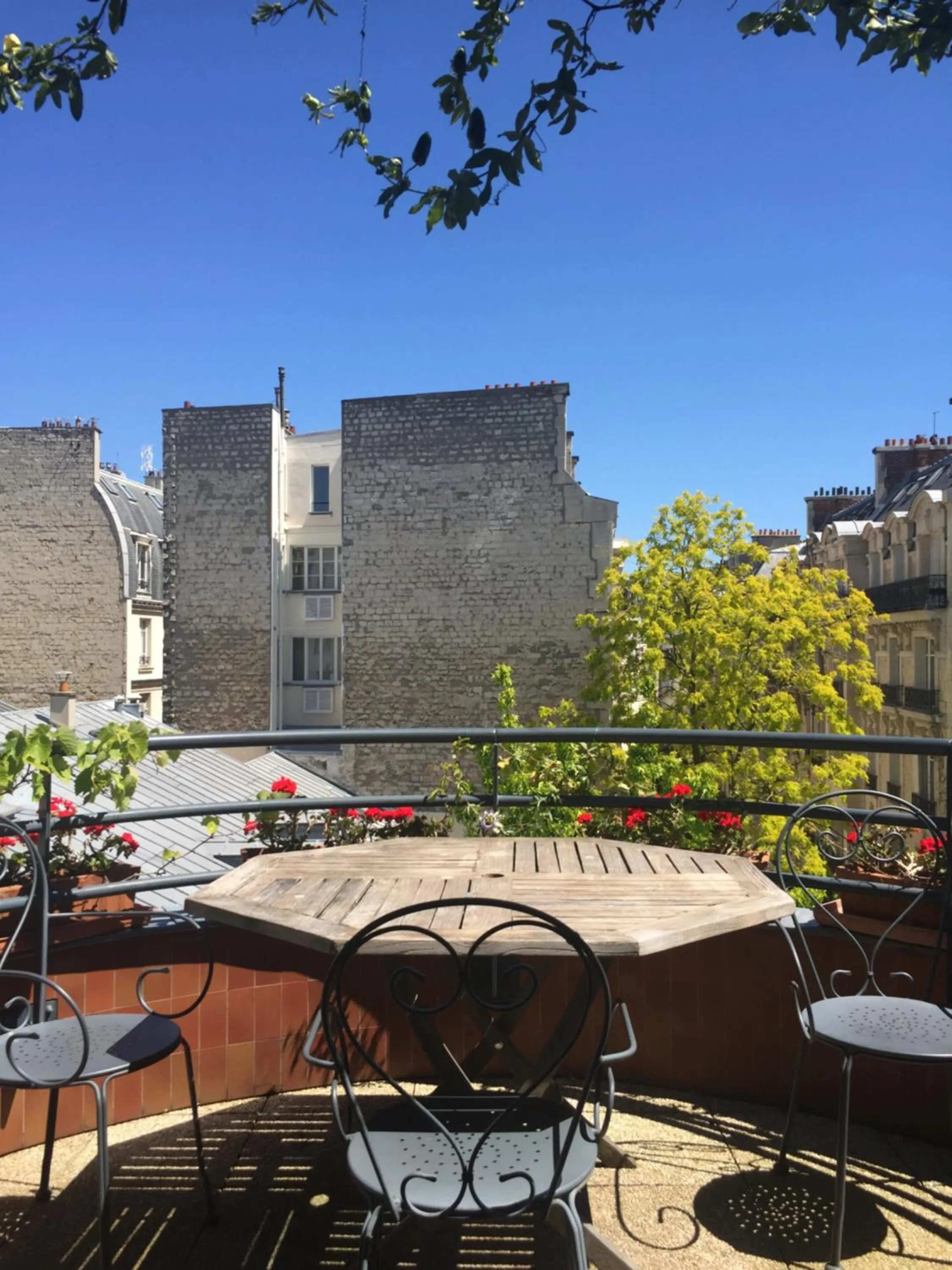 View (from property/room) in 52 Clichy Bed & Breakfast - Chambre d'hôtes