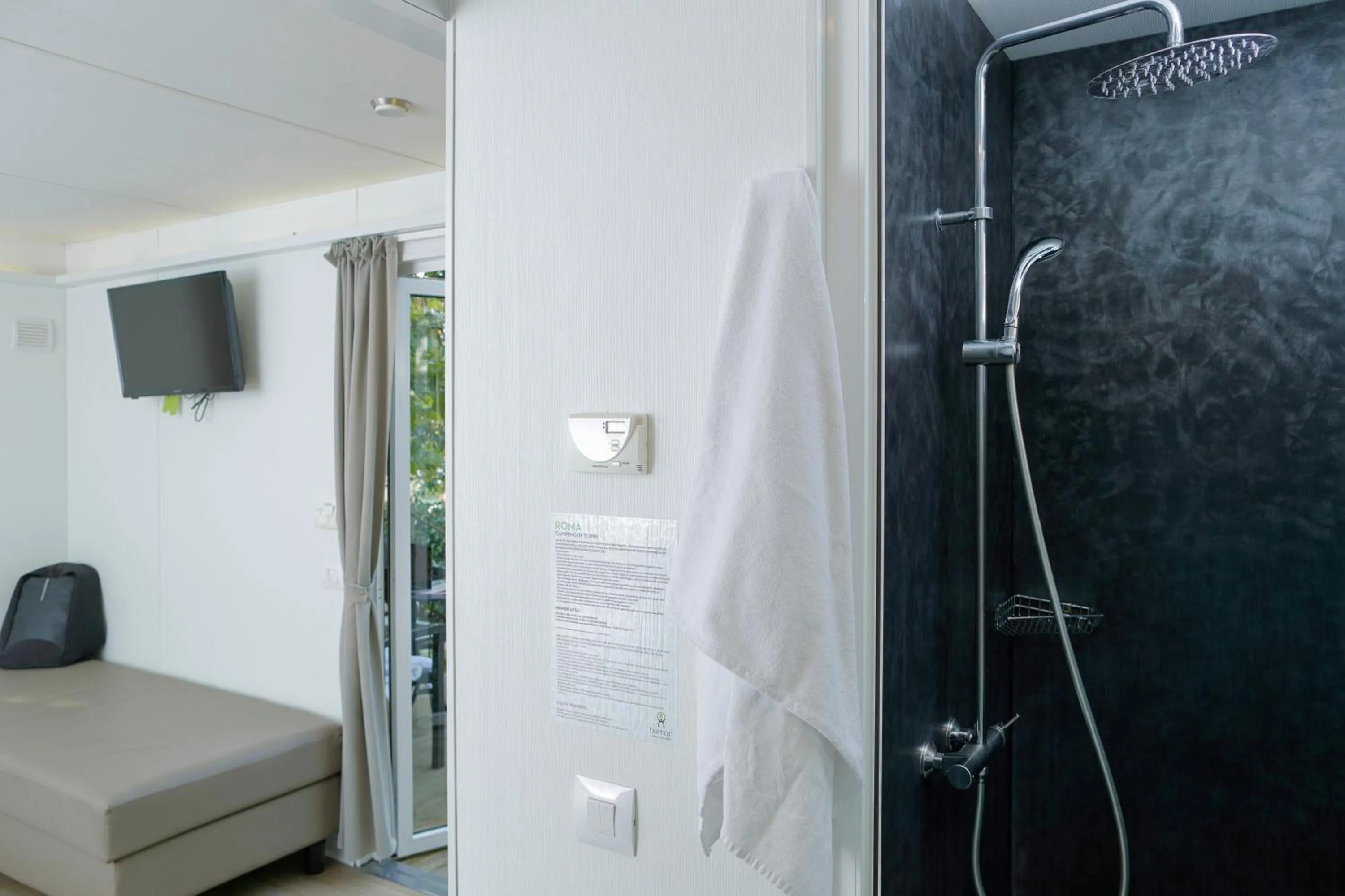 Shower in hu Venezia Camping in Town