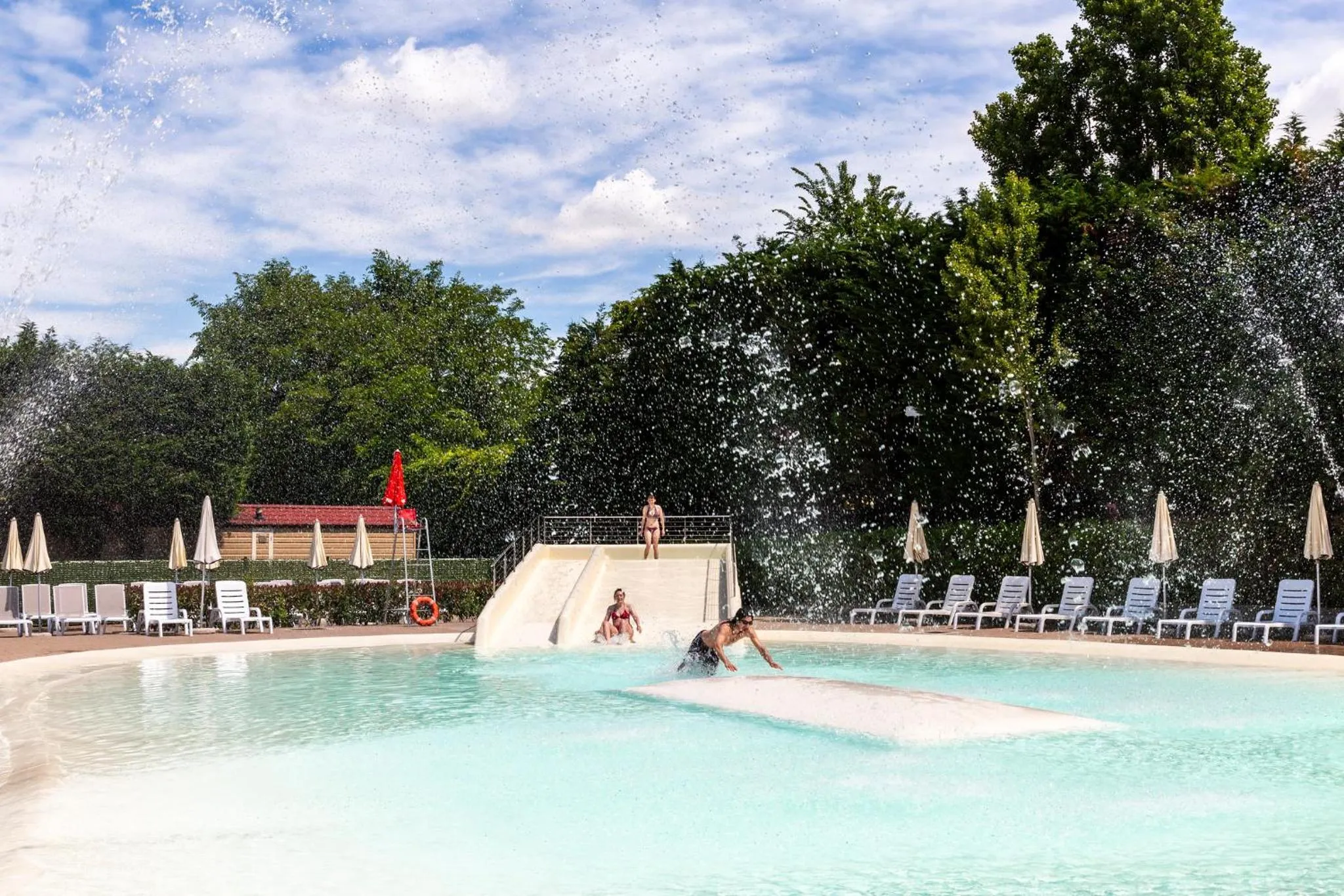 hu Venezia Camping in Town