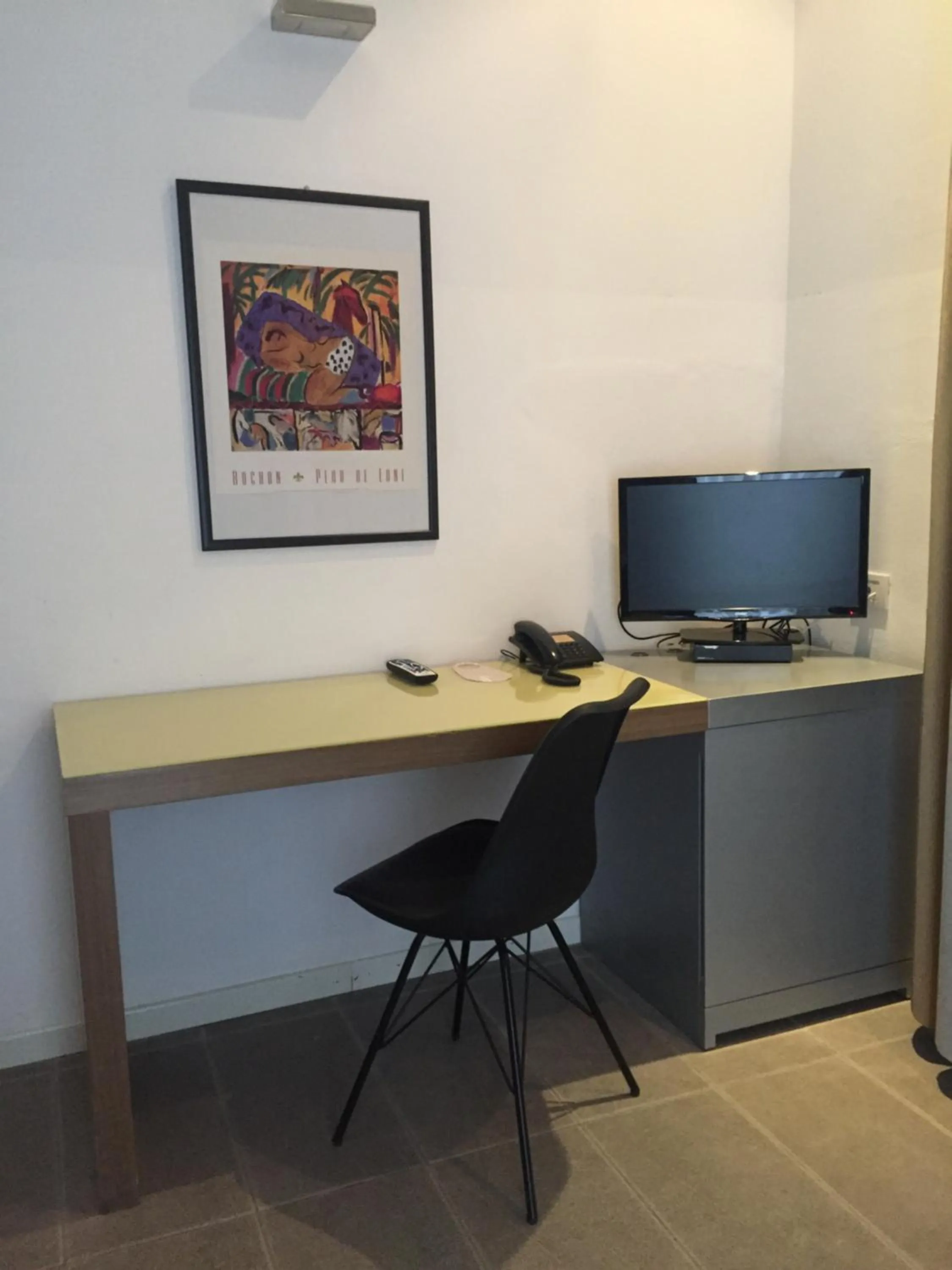 TV and multimedia in Hotel Trieste