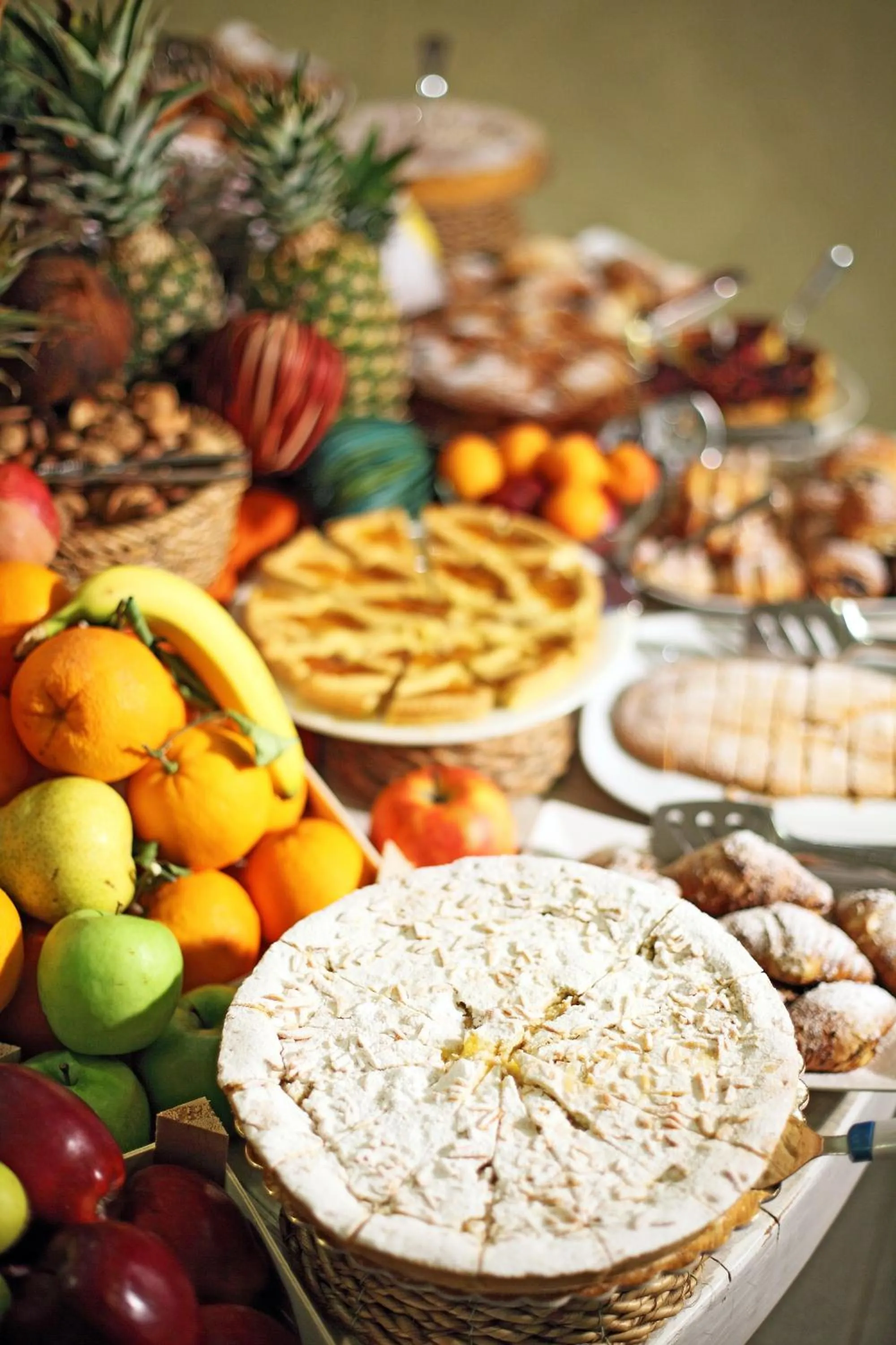 Buffet breakfast in Hotel Trieste