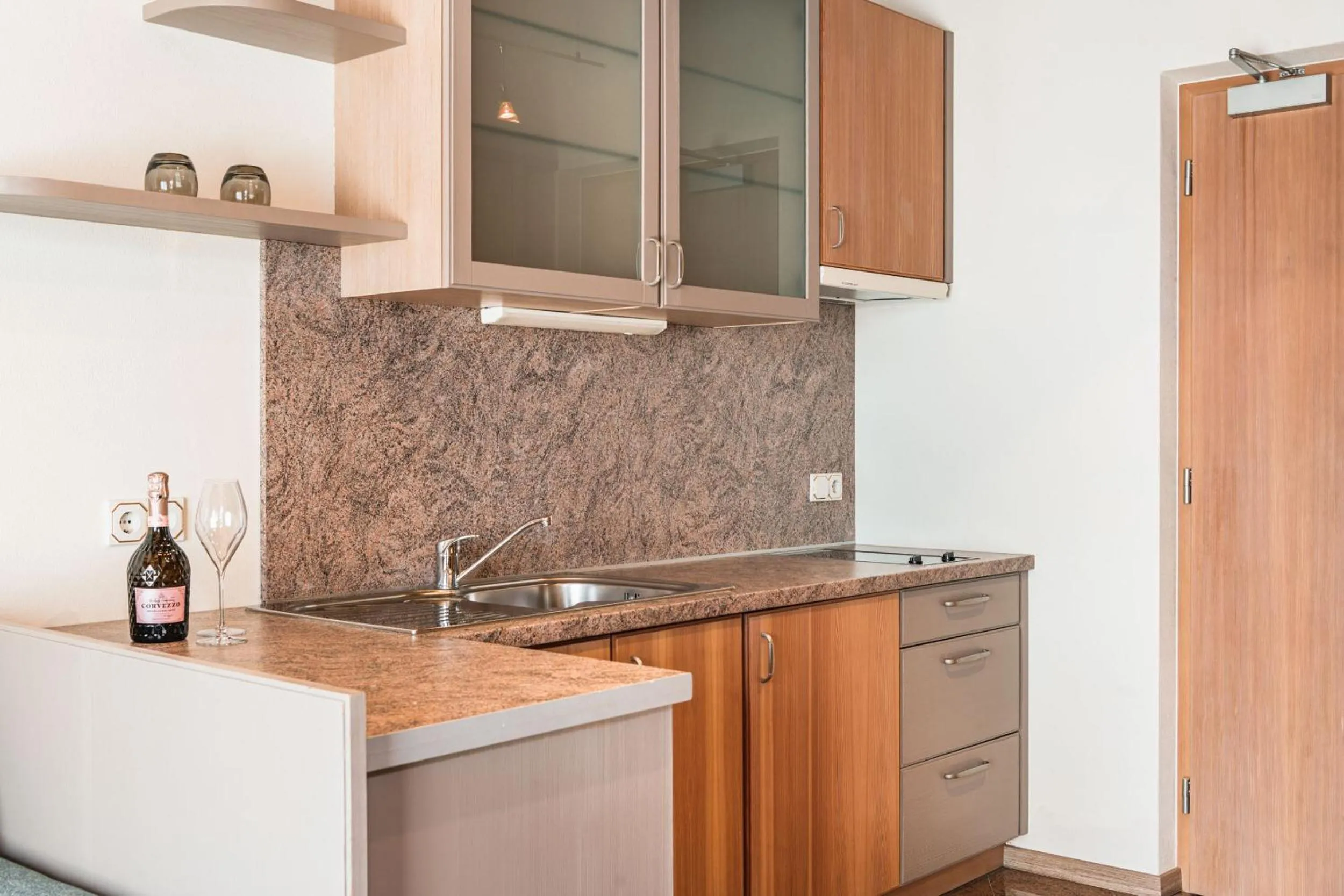 Kitchen or kitchenette in Hotel Weingarten