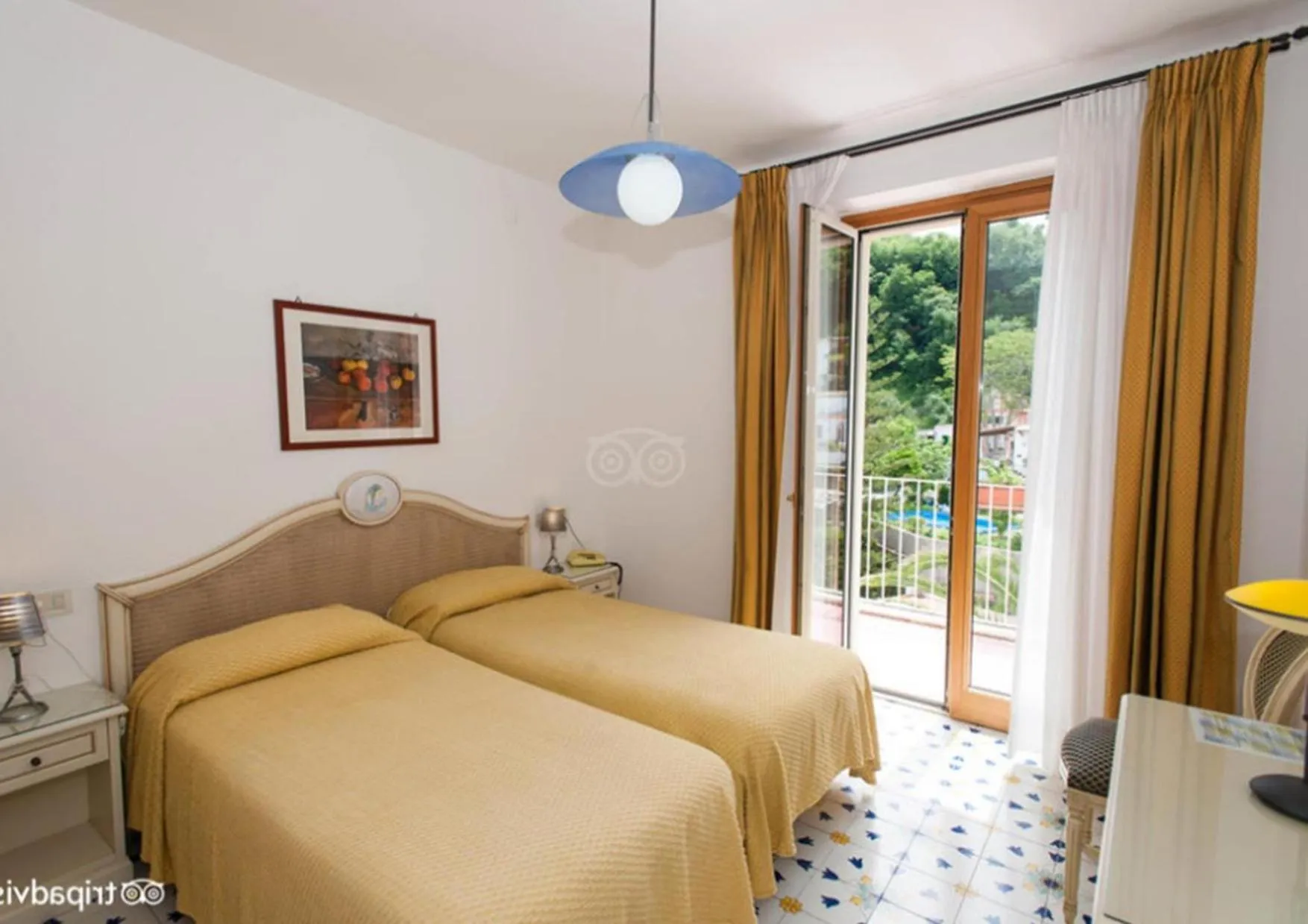 Bed in Hotel Gran Paradiso