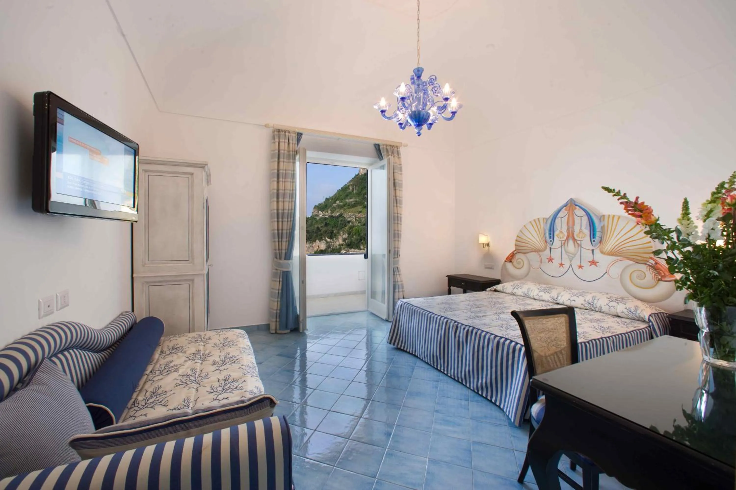 View (from property/room), Bed in Palazzo Marzoli charme Resort - Small Luxury Hotel