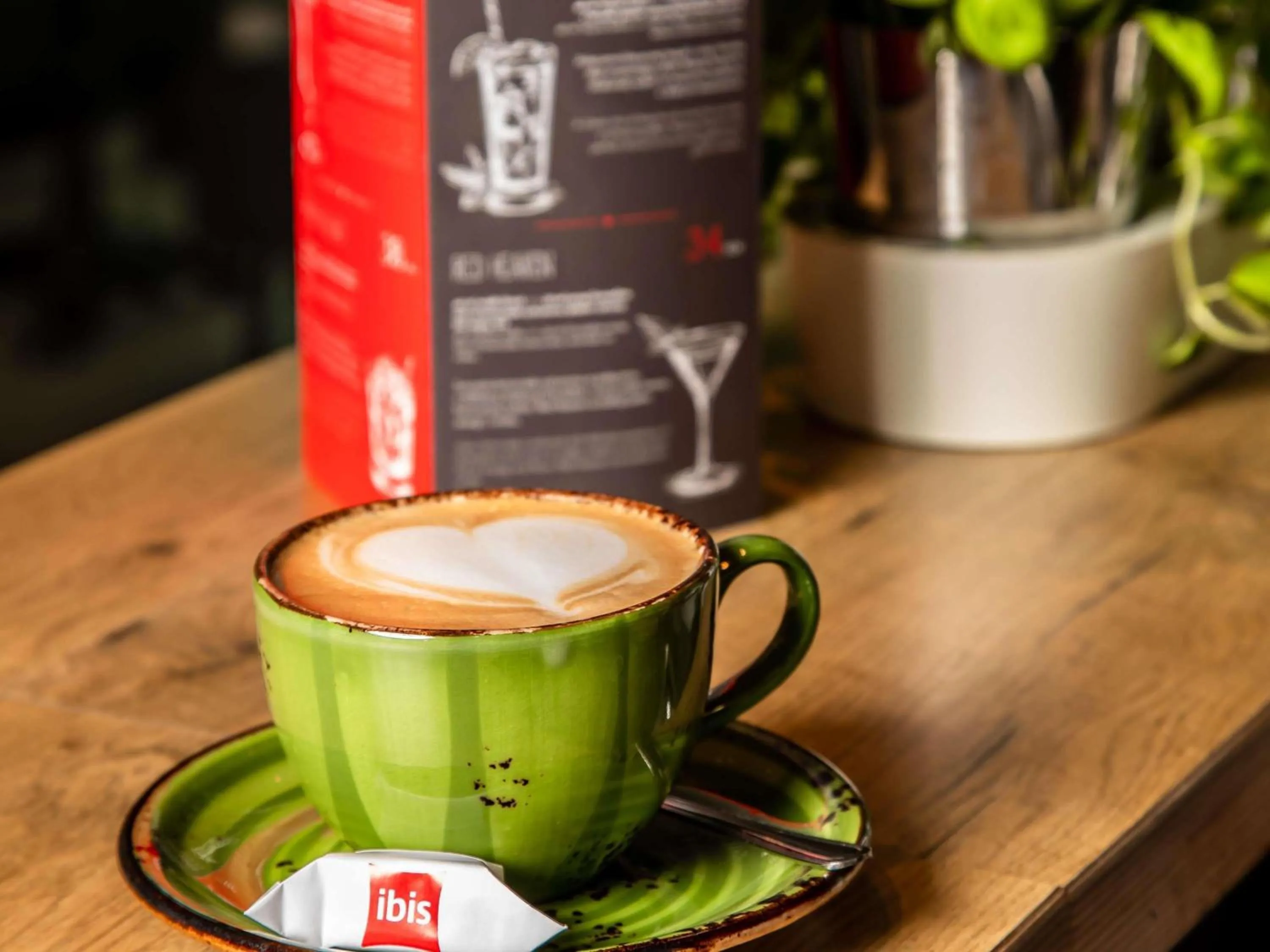 Lounge or bar in ibis Warszawa Centrum