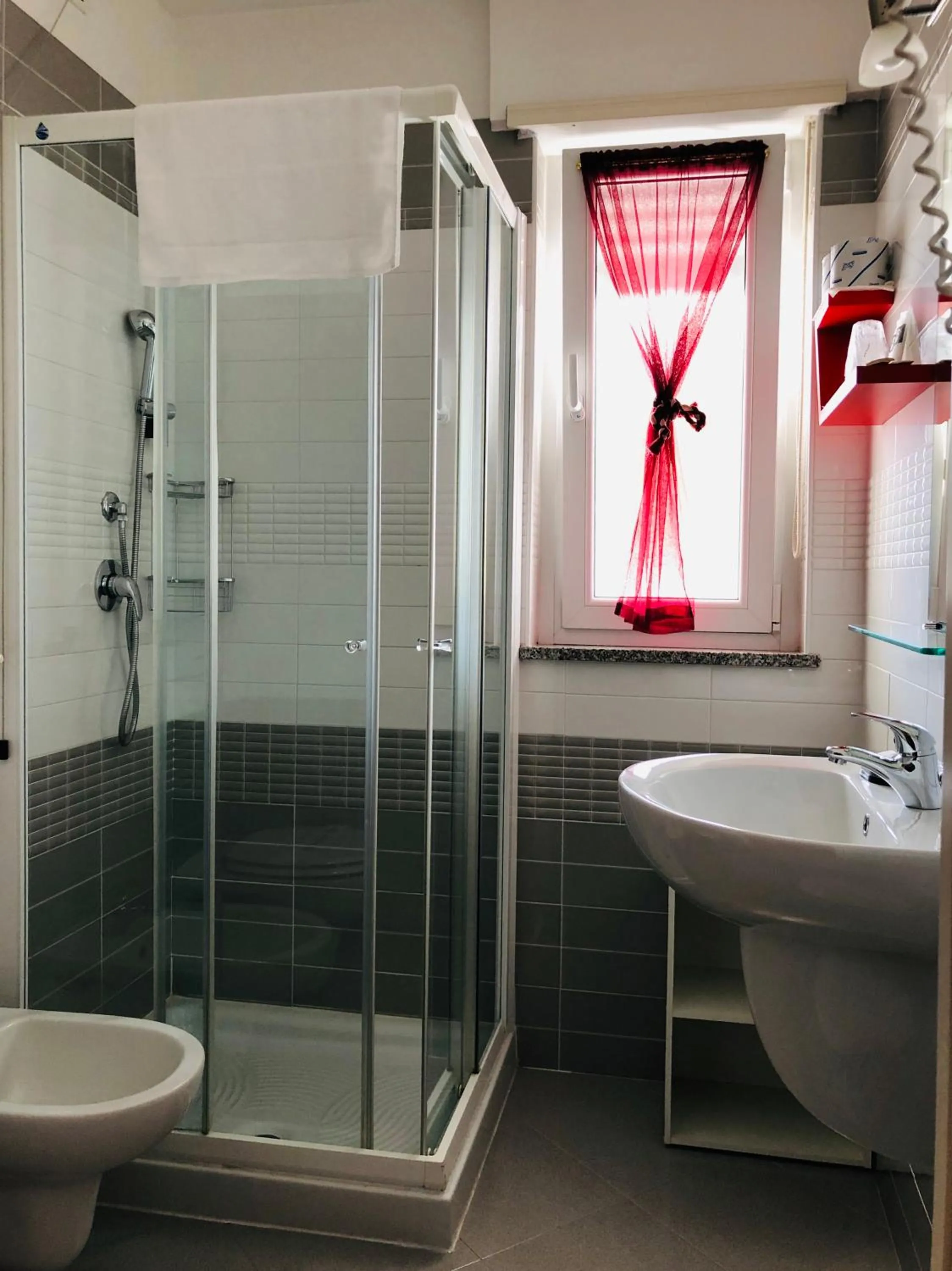 Bathroom in Hotel Residence Sanremo