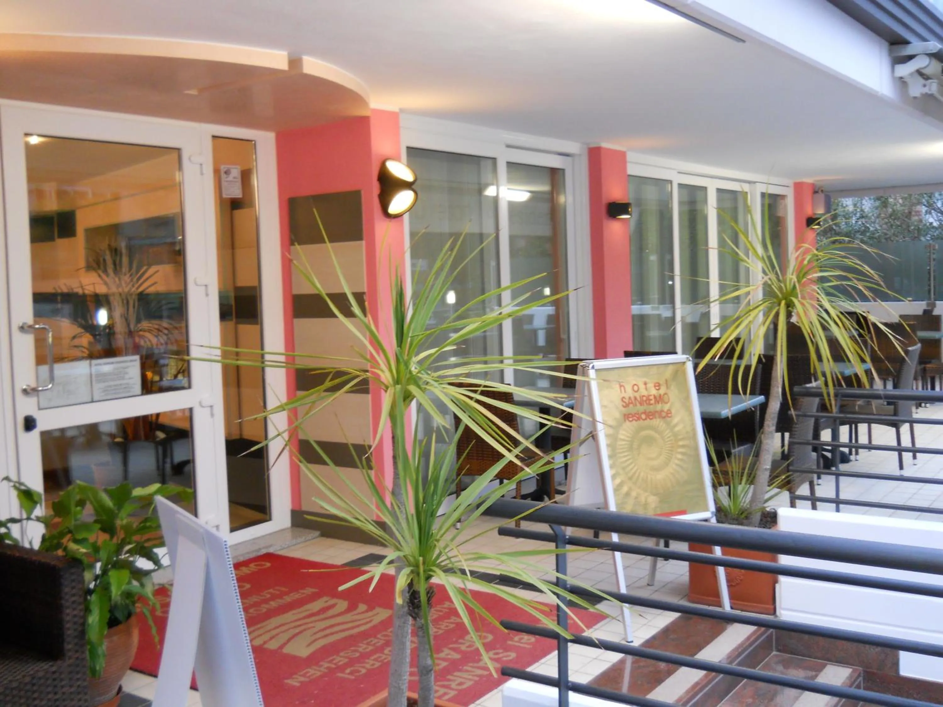 Facade/entrance in Hotel Residence Sanremo