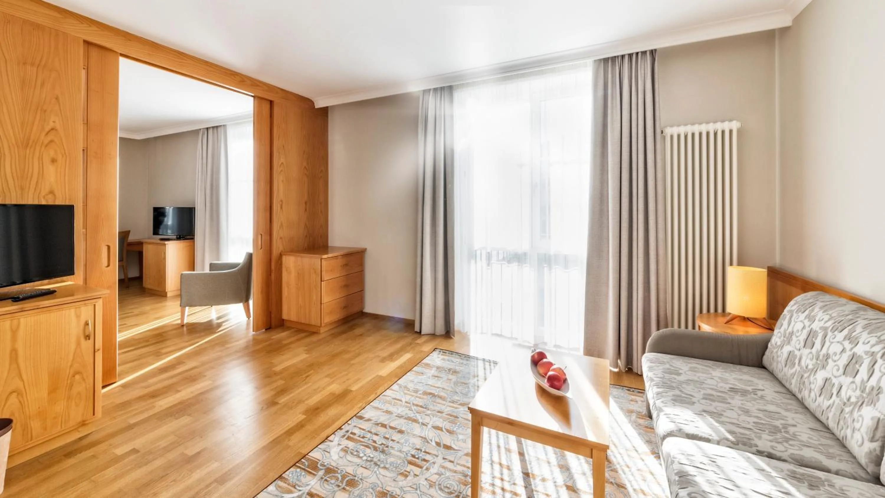 Bed in HOTEL POST alpine cityflair