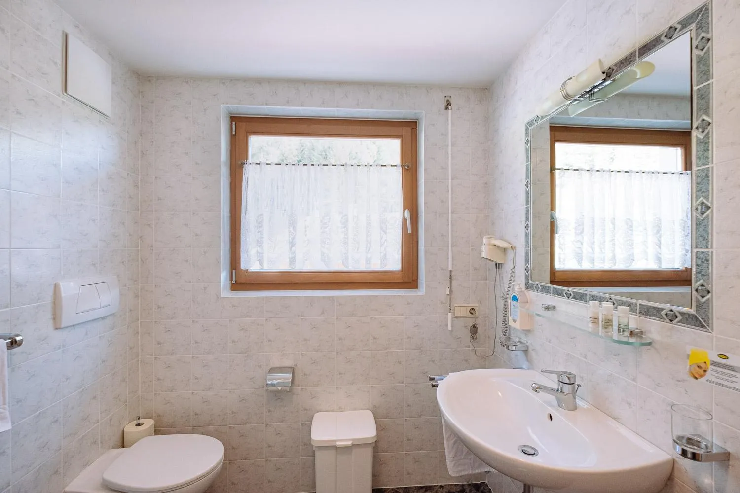 Shower in Naturhotel Miraval