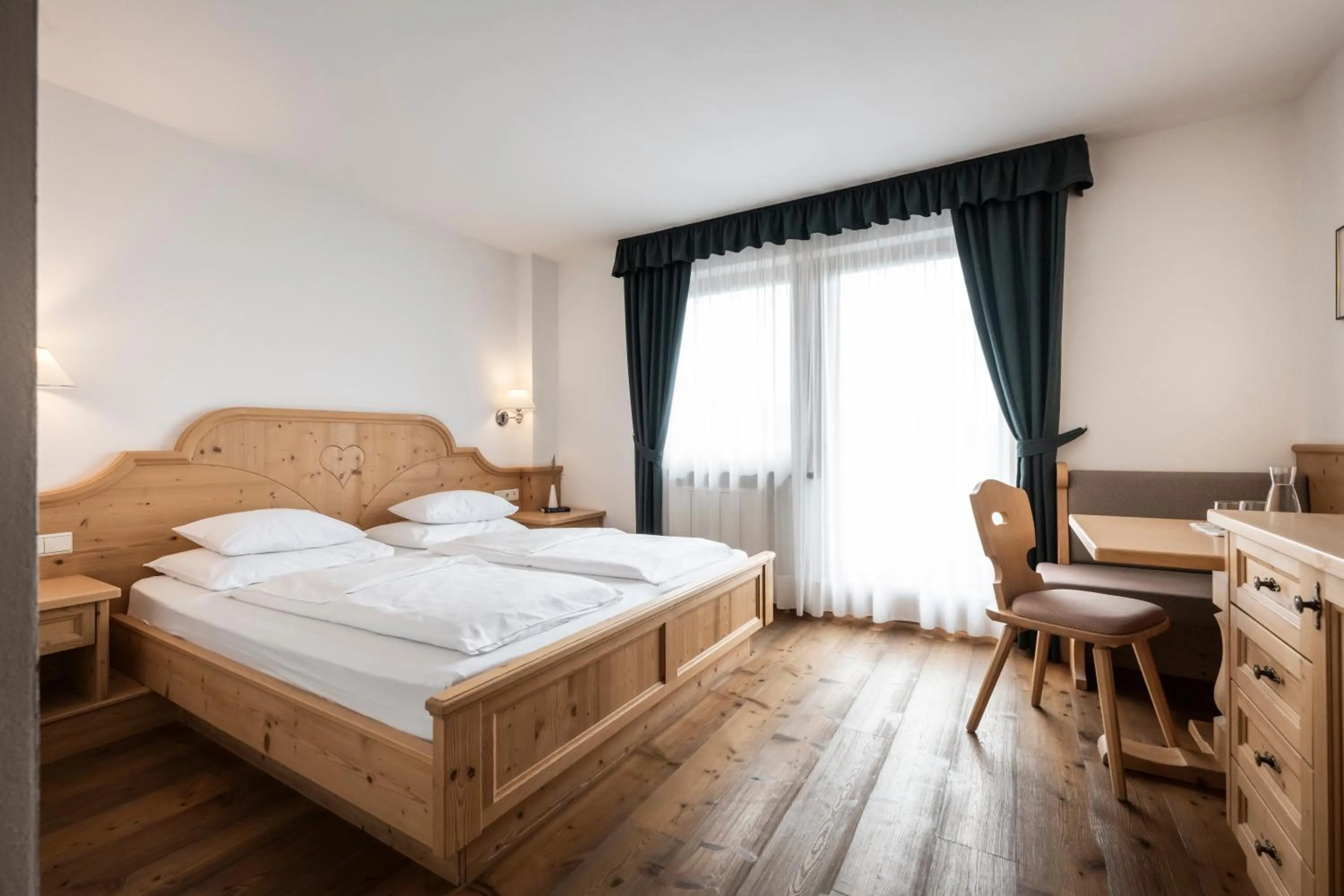 Bedroom, Bed in Naturhotel Miraval