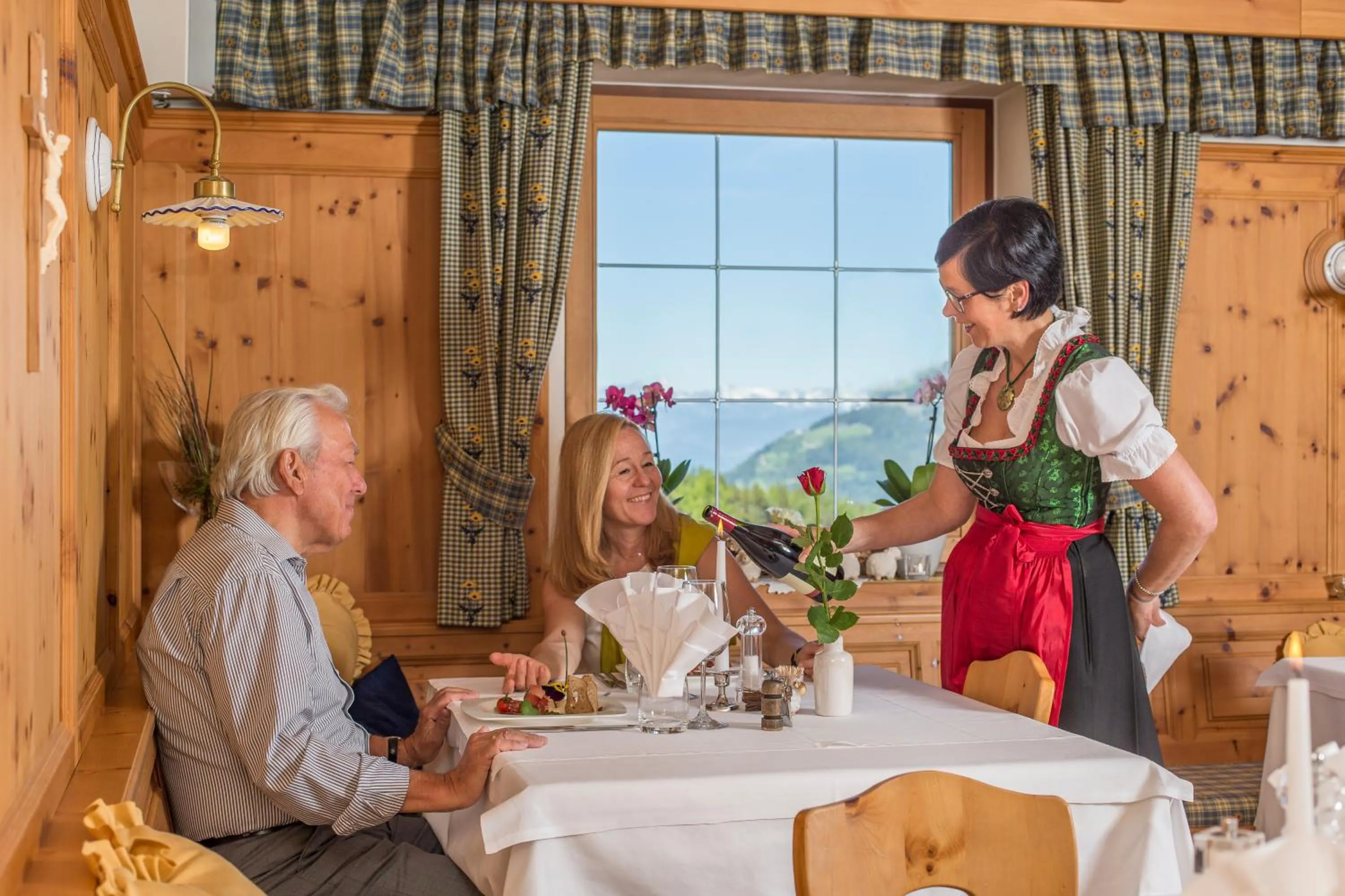 Restaurant/places to eat in Naturhotel Miraval