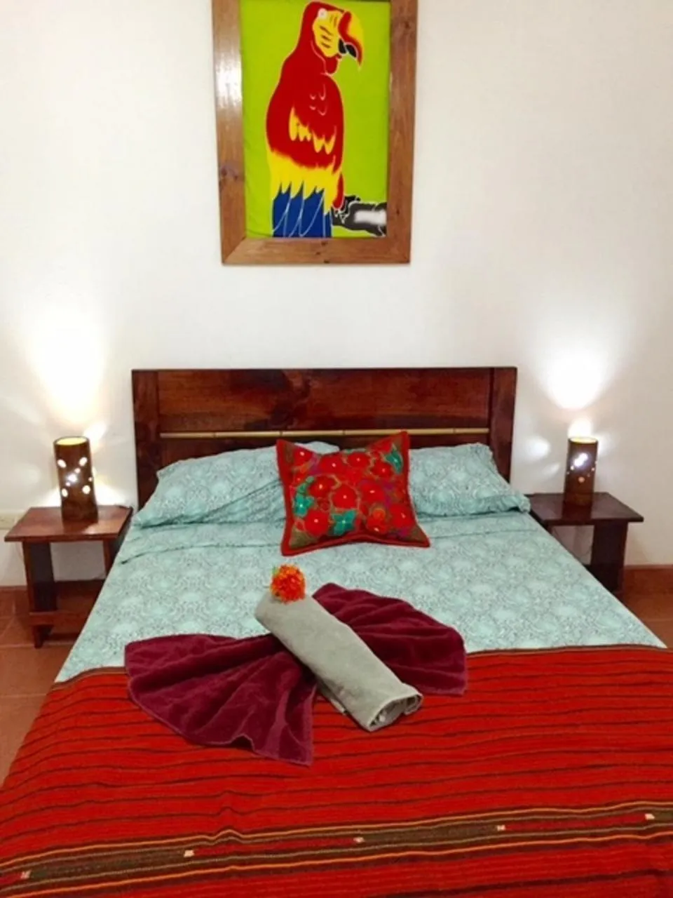 Decorative detail, Bed in Hotel Tropical Sands Dominical