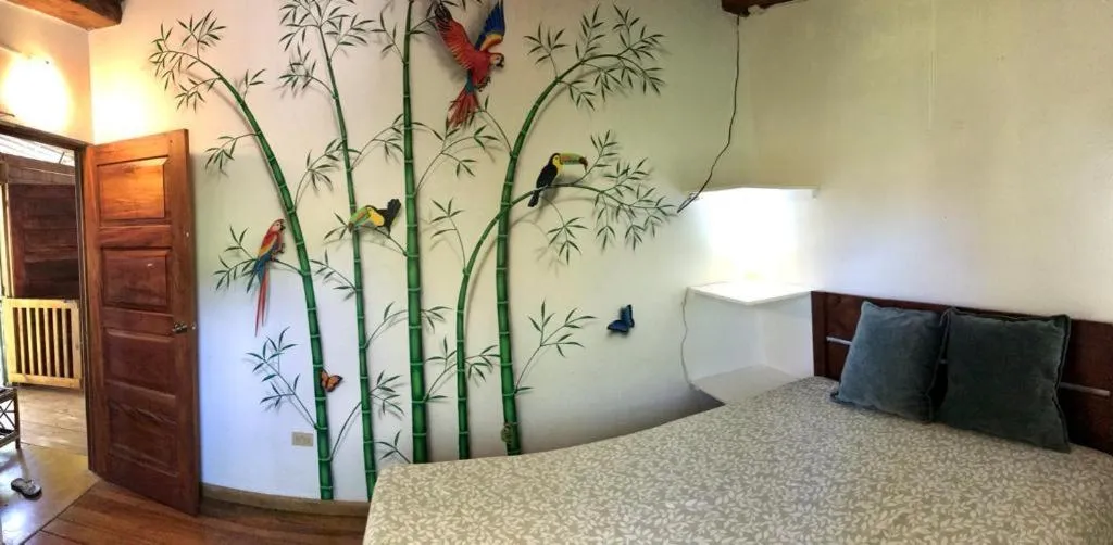 Bedroom, Bed in Hotel Tropical Sands Dominical