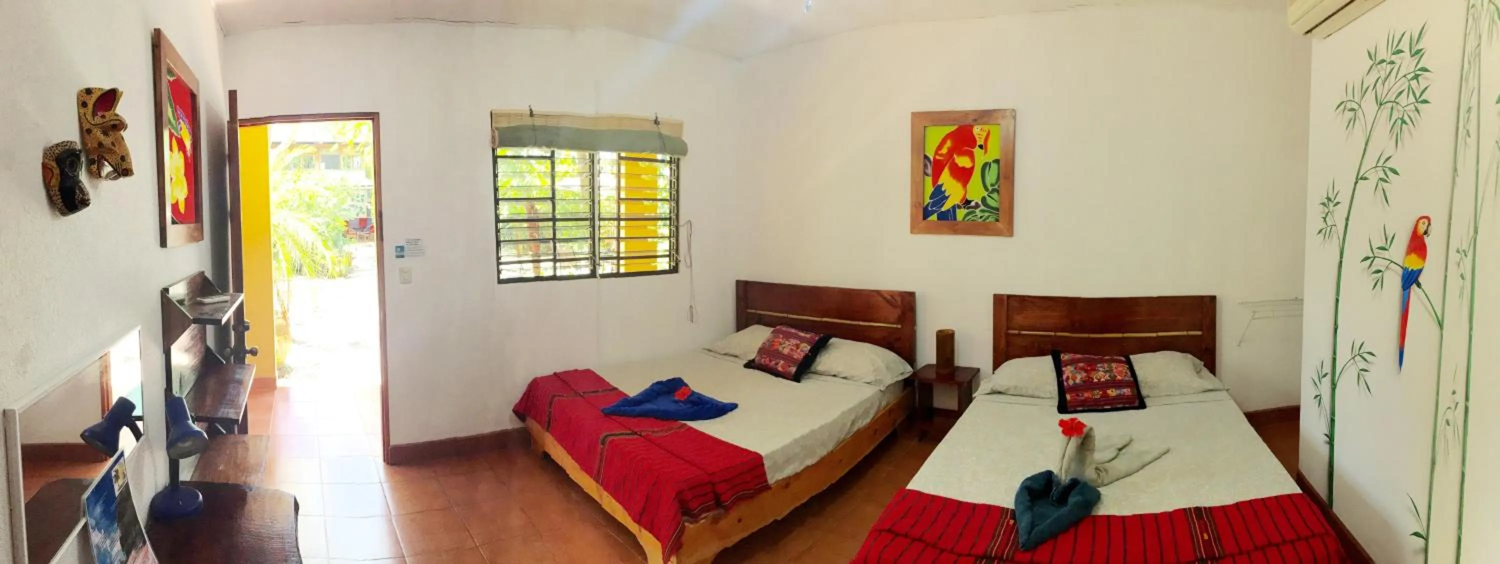 Bedroom, Bed in Hotel Tropical Sands Dominical