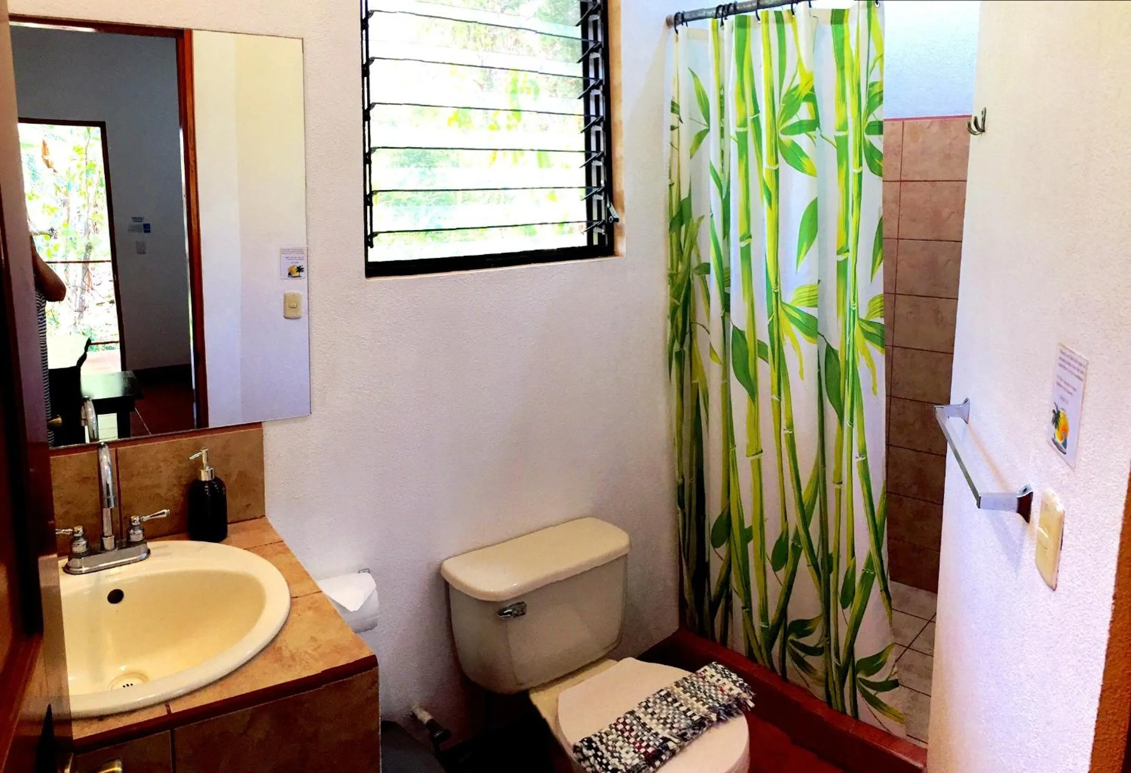 Bathroom in Hotel Tropical Sands Dominical