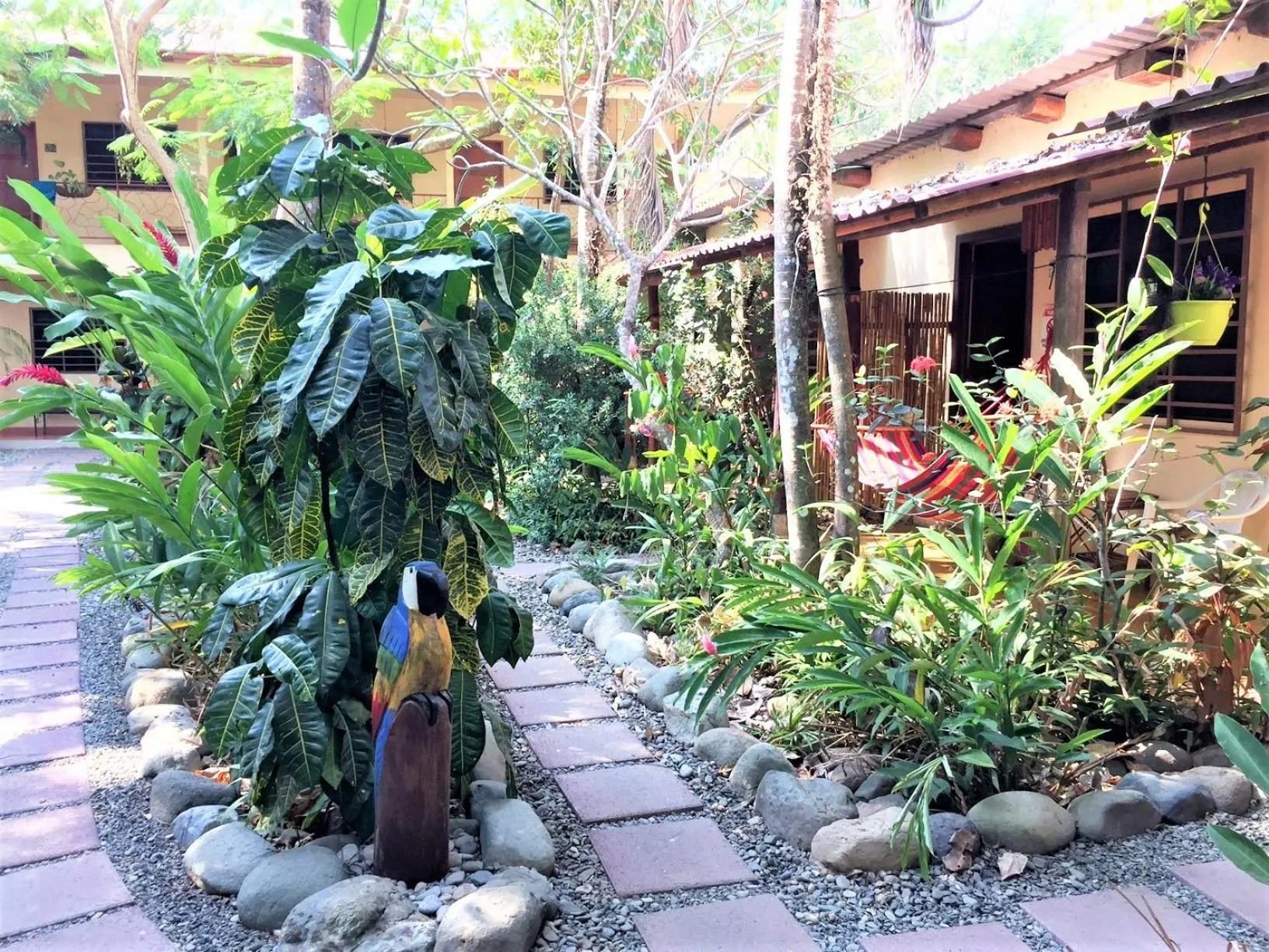 Facade/entrance in Hotel Tropical Sands Dominical